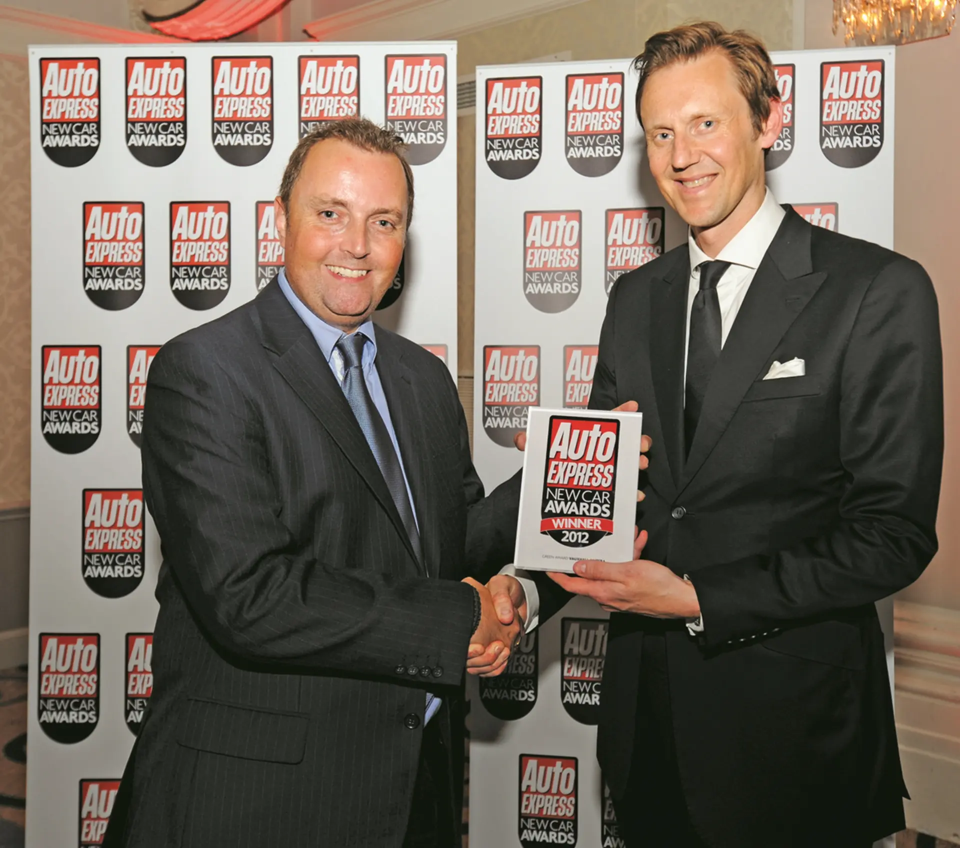 vauxhall ampera awards
