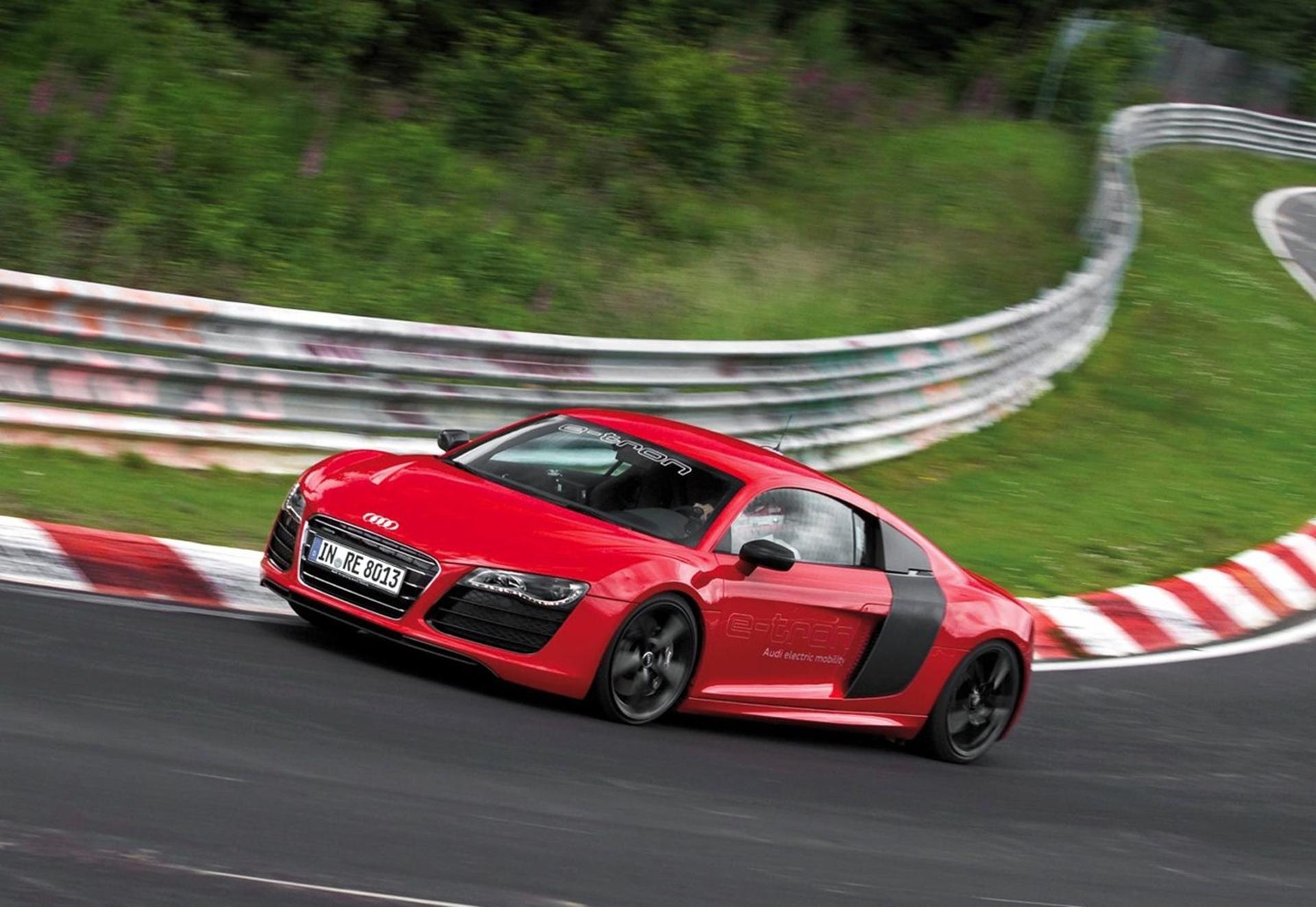 AUDI R8 E-TRON SETS A NURBURGRING LAP RECORD