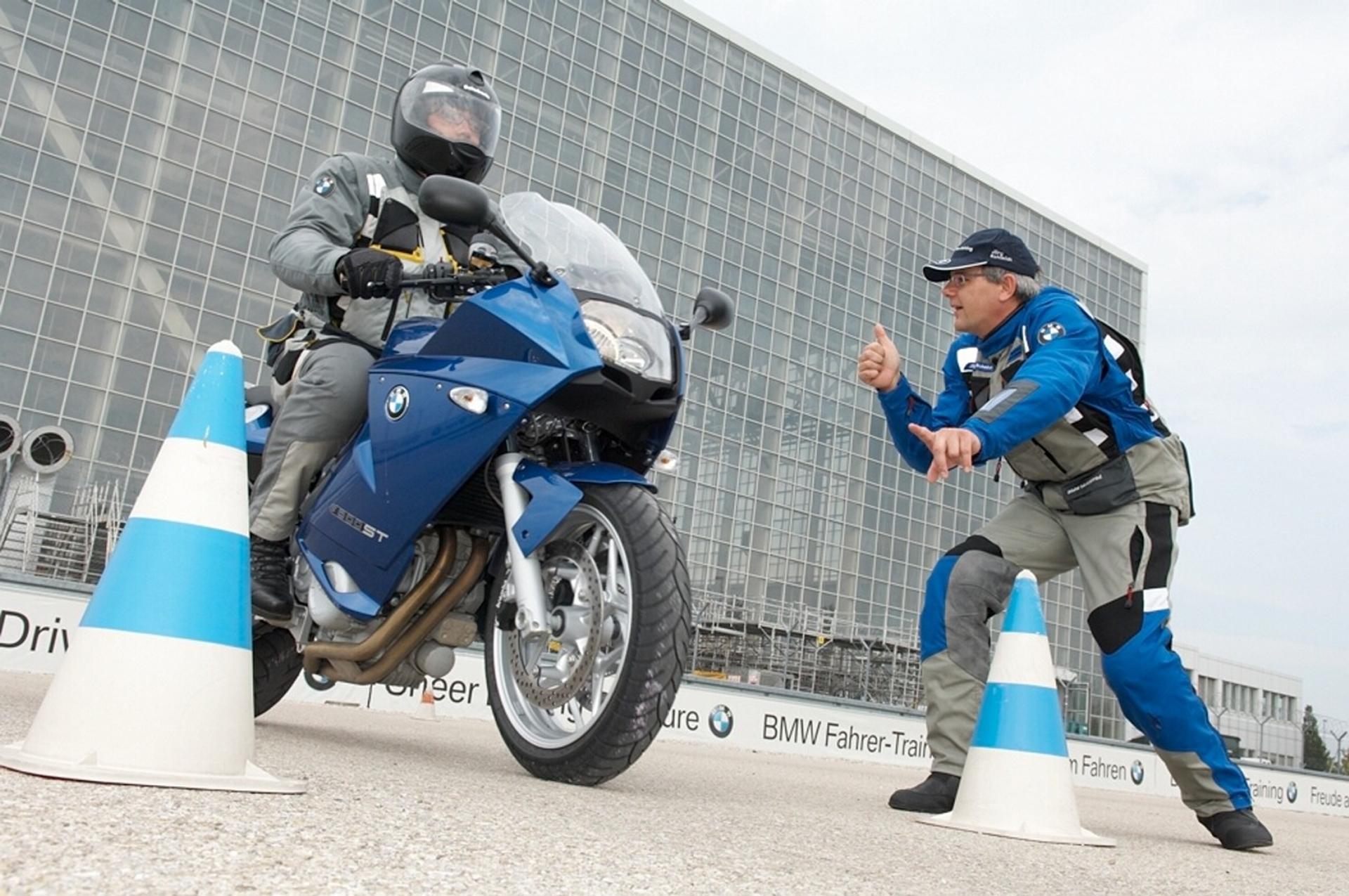 The BMW Motorrad principle Safety 360: Electronic control systems