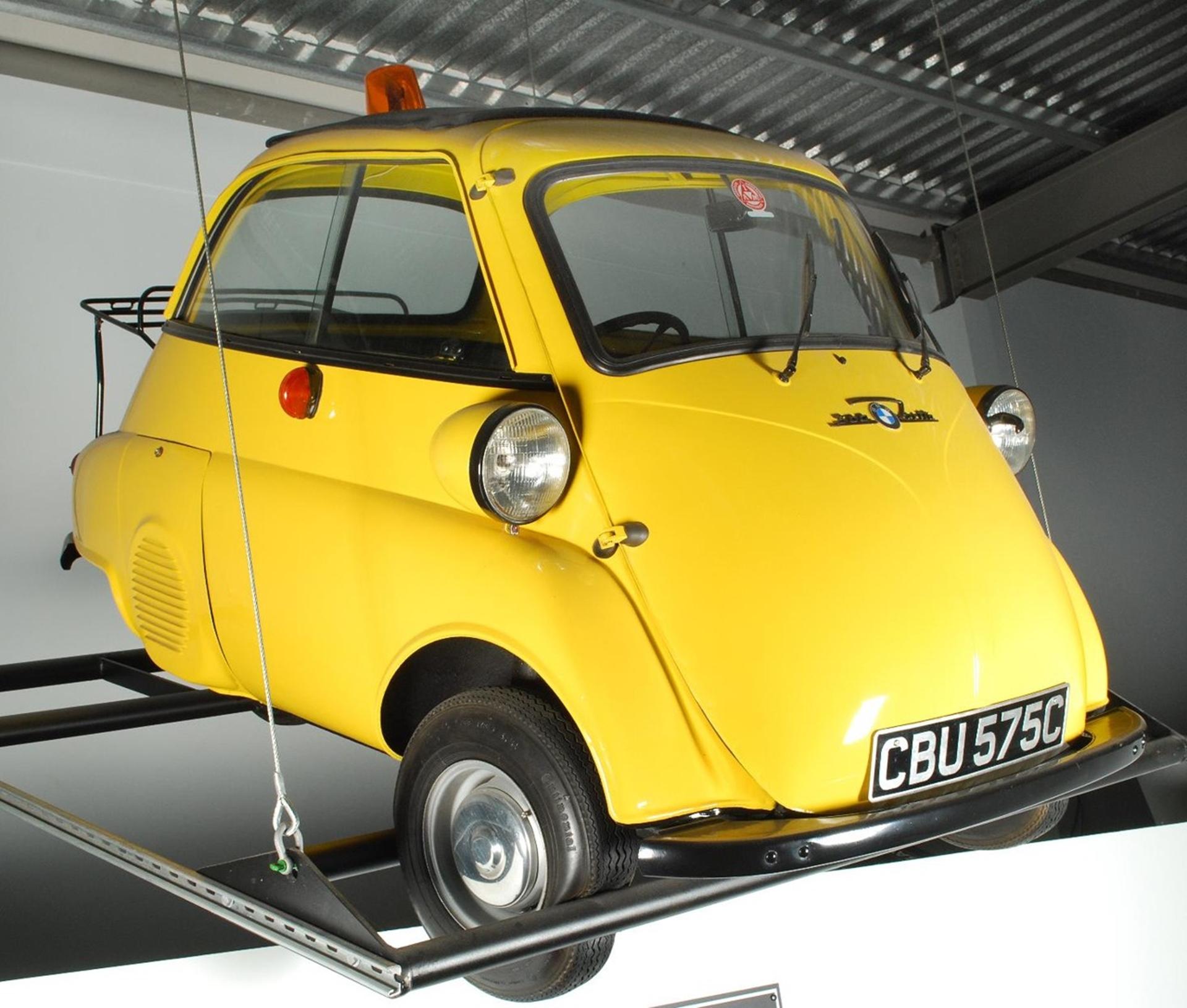 JIMMY SAVILE’S ROLLS AND ISETTA TO BE AUCTIONED