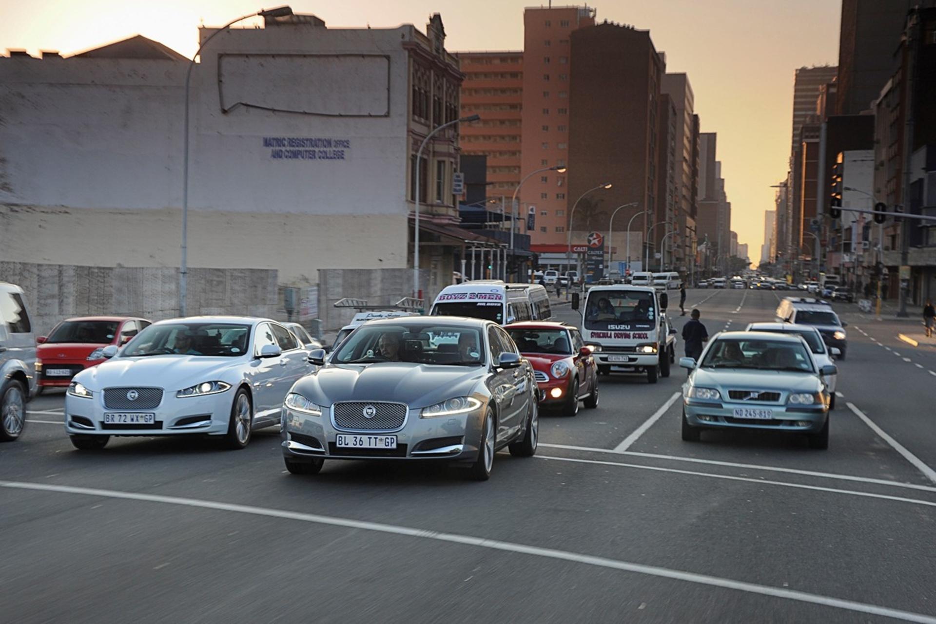 JAGUAR XF 2.2 USES A SINGLE TANK OF DIESEL TO COMPLETE PRETORIA TO DURBAN ROUND TRIP