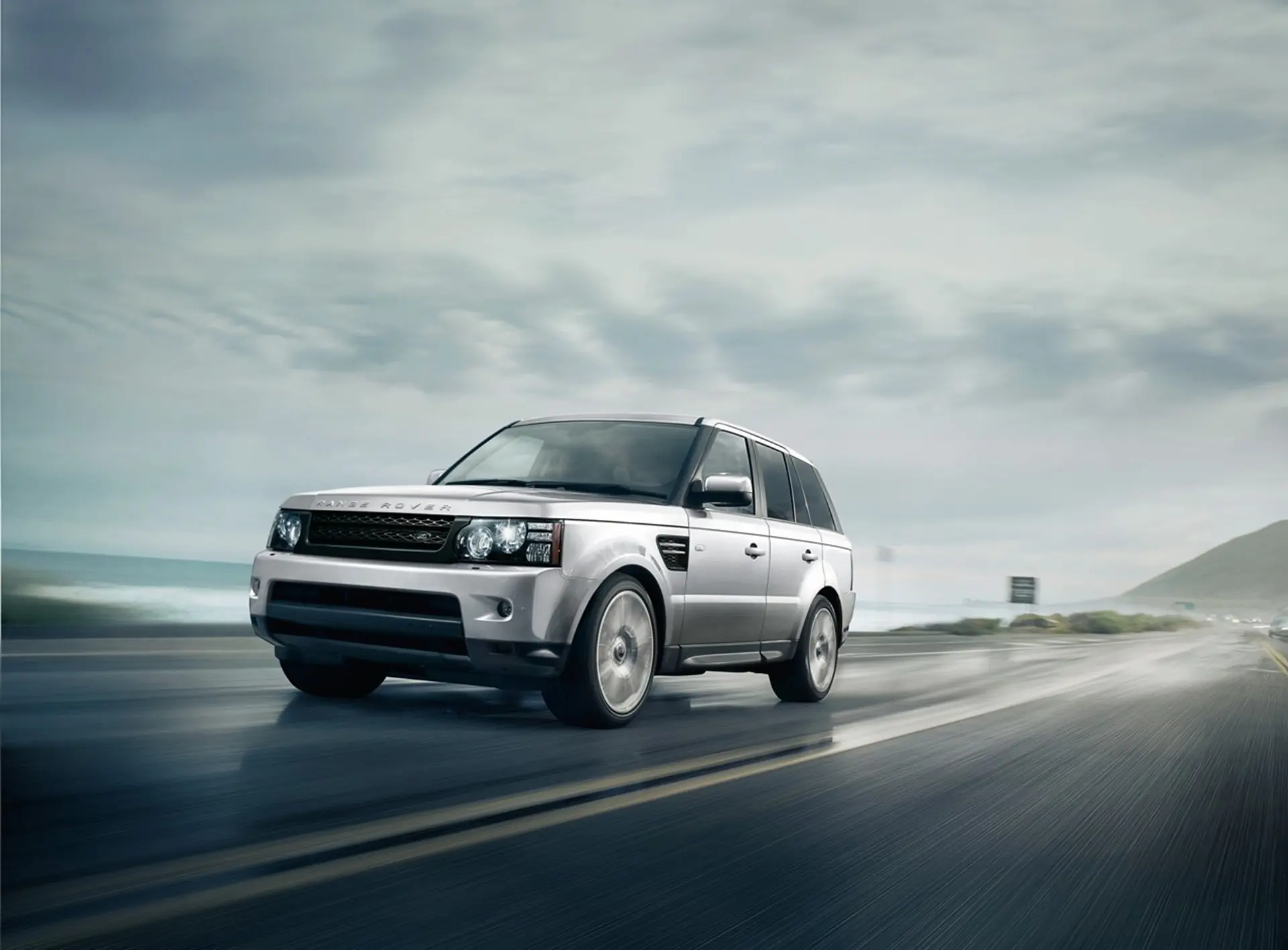 Land Rover sport red limited edition