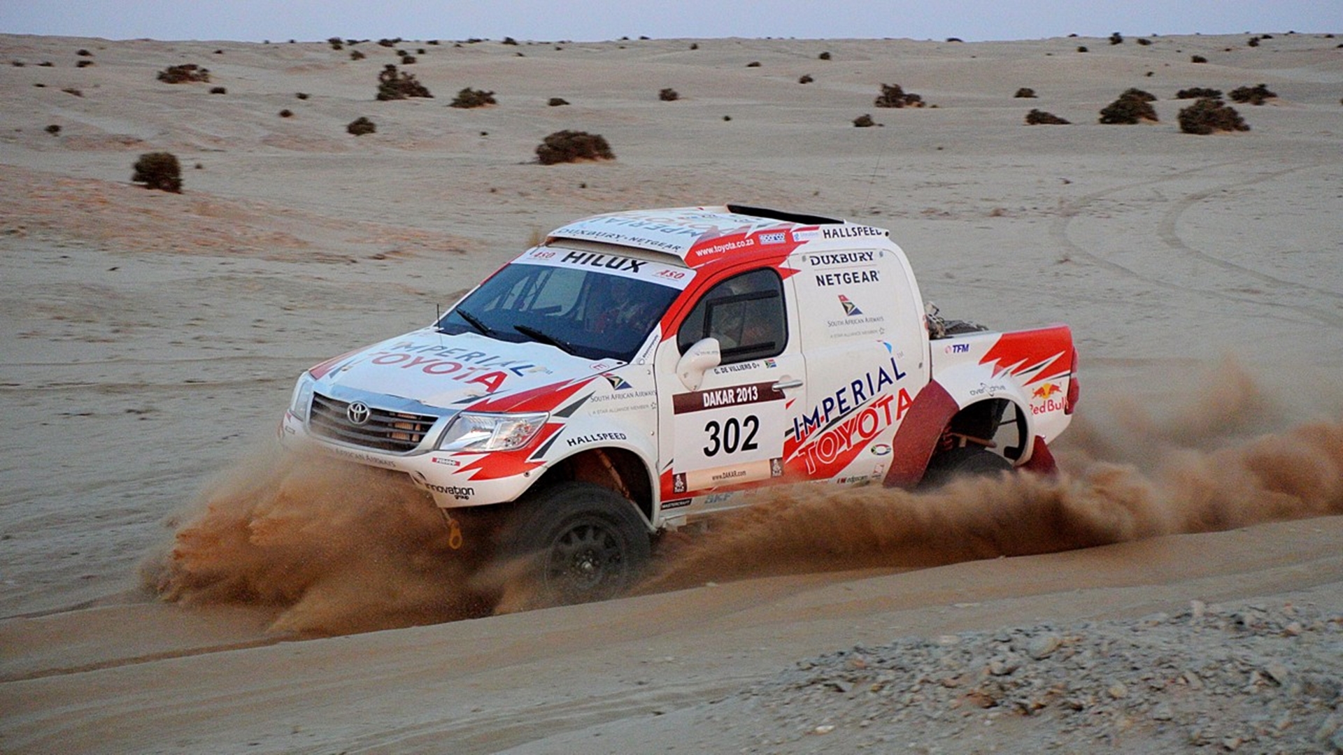 Toyota Hilux Dakar 2013