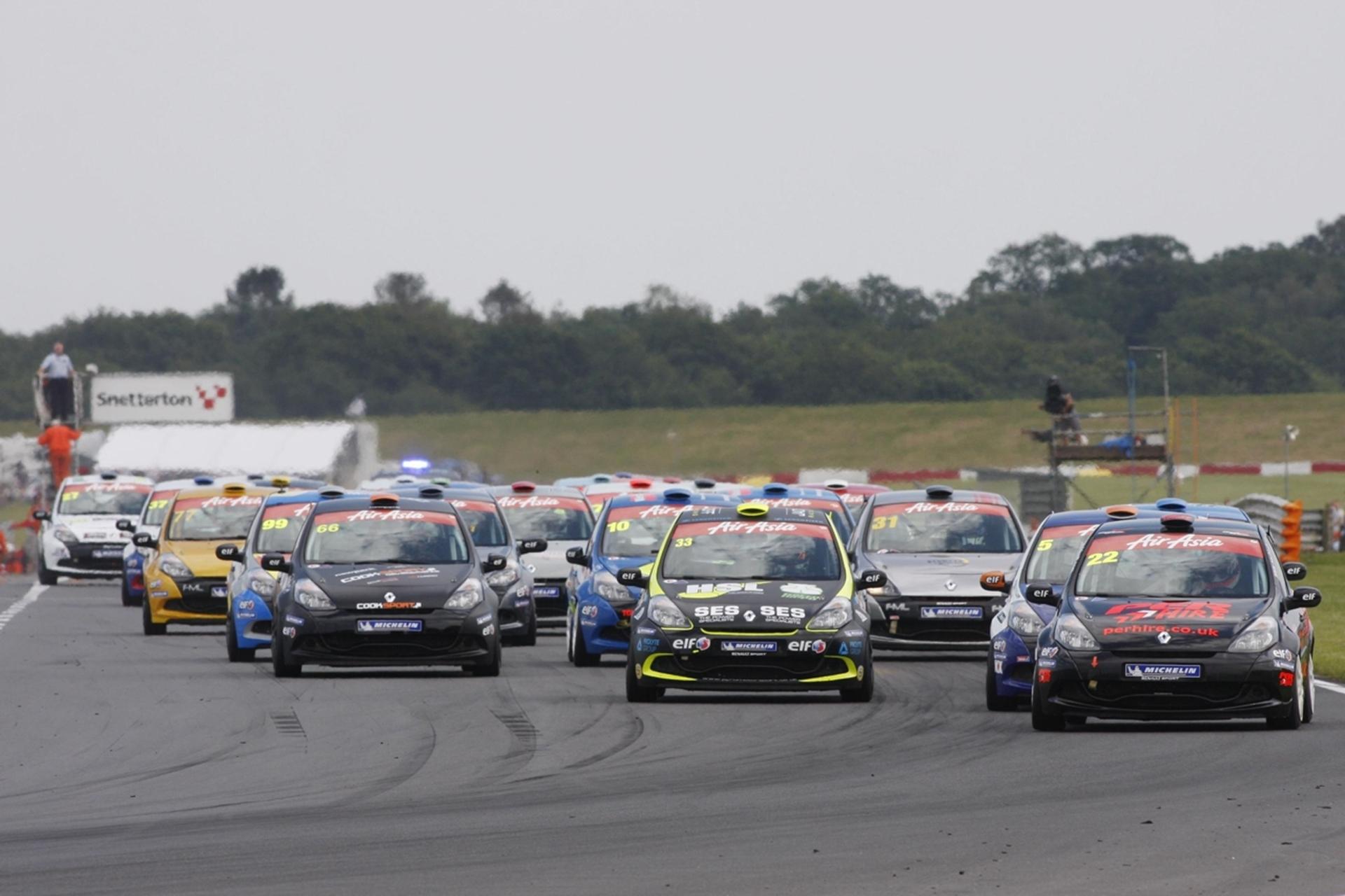 CHAMPIONSHIP BATTLE HEATS UP