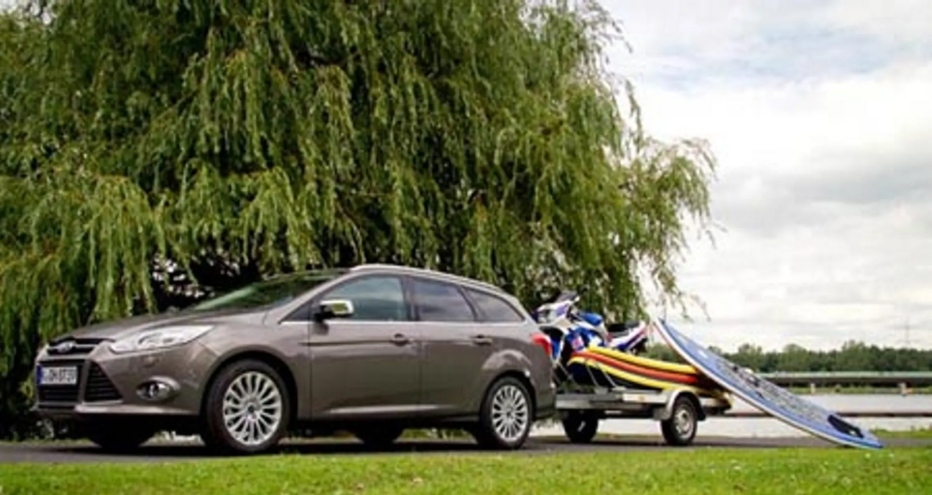 ford focus tow bar