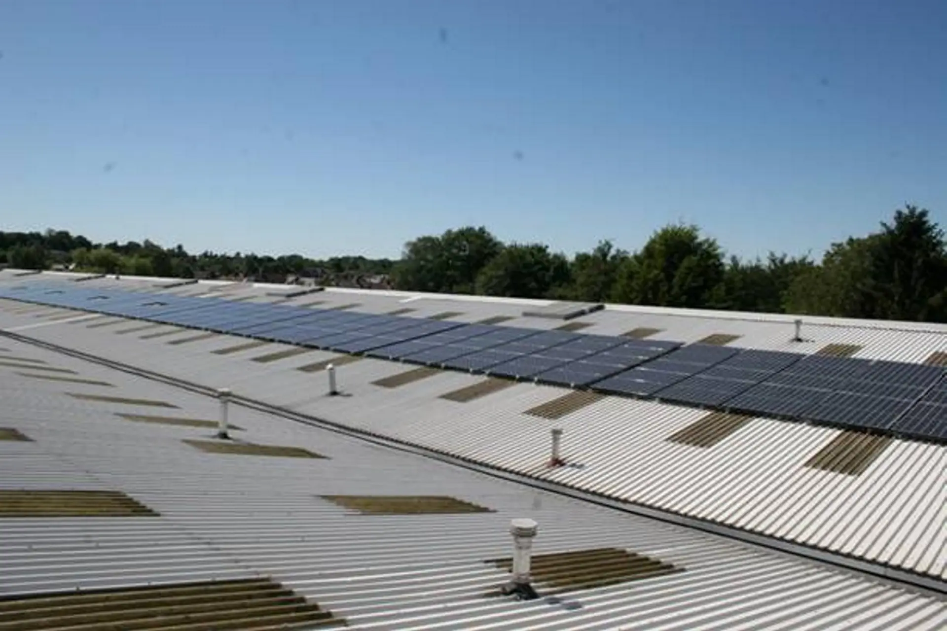 Mitsubishi Motors Solar Power