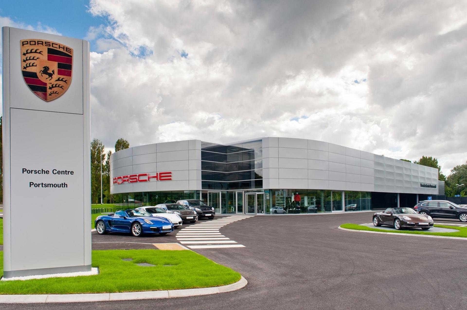 NEW PORSCHE CENTRE OPENS IN PORTSMOUTH