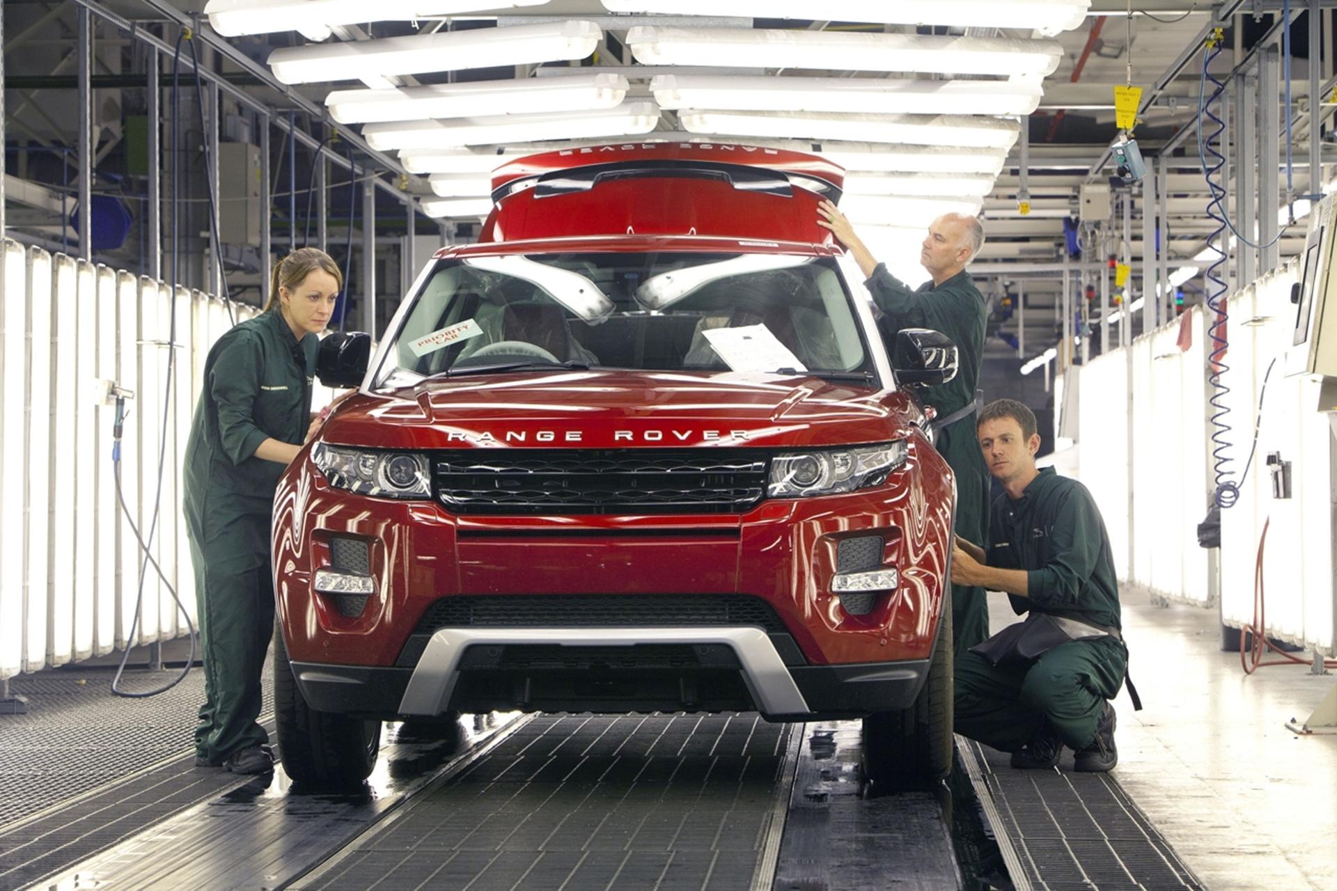 JAGUAR LAND ROVER BEGINS 24 HOUR SHIFT AT HALEWOOD TO KEEP PACE WITH GLOBAL DEMAND