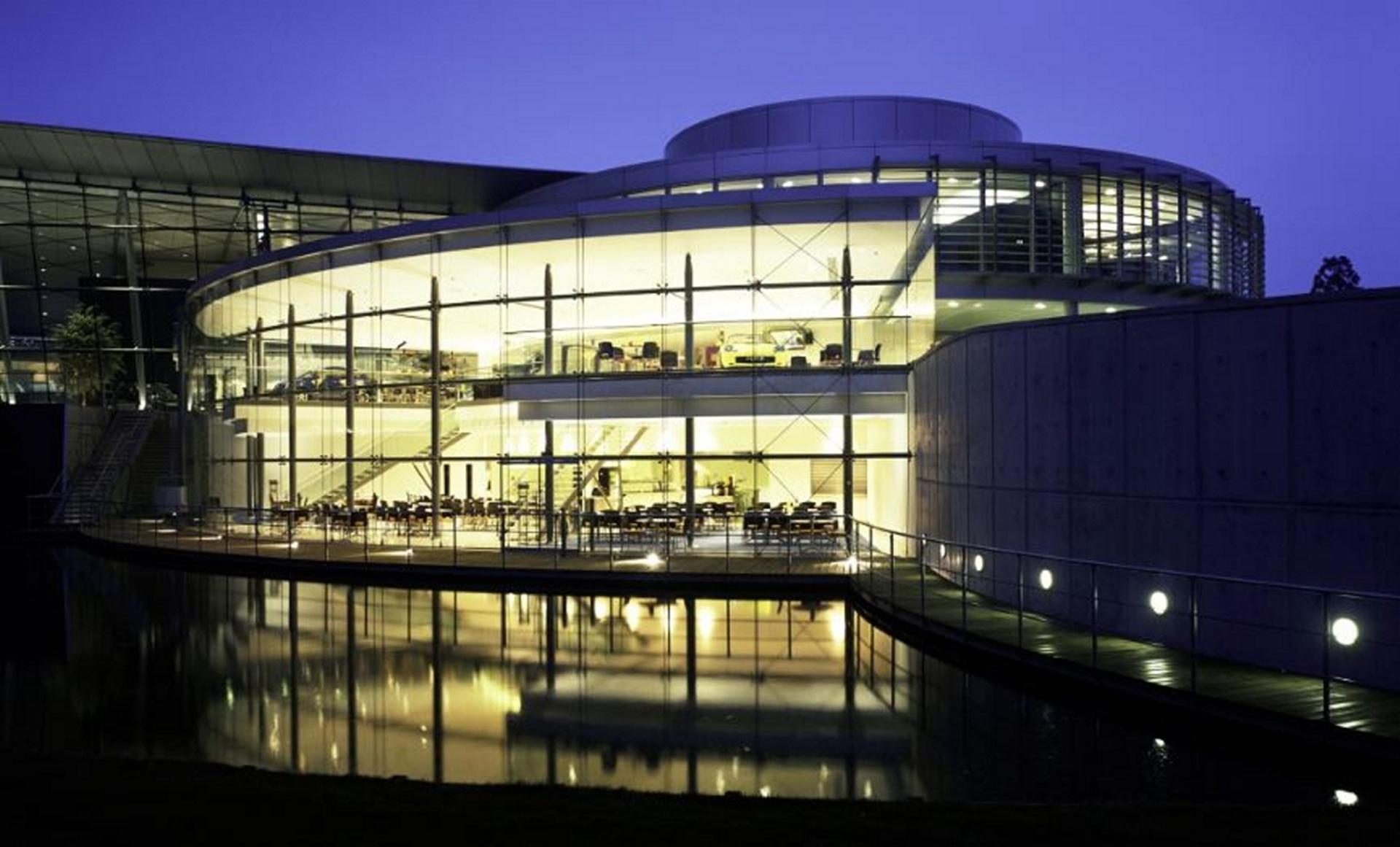 TOYOTA GB SHRINKS ITS CARBON FOOTPRINT TO ACHIEVE RECERTIFICATION TO THE CARBON TRUST STANDARD