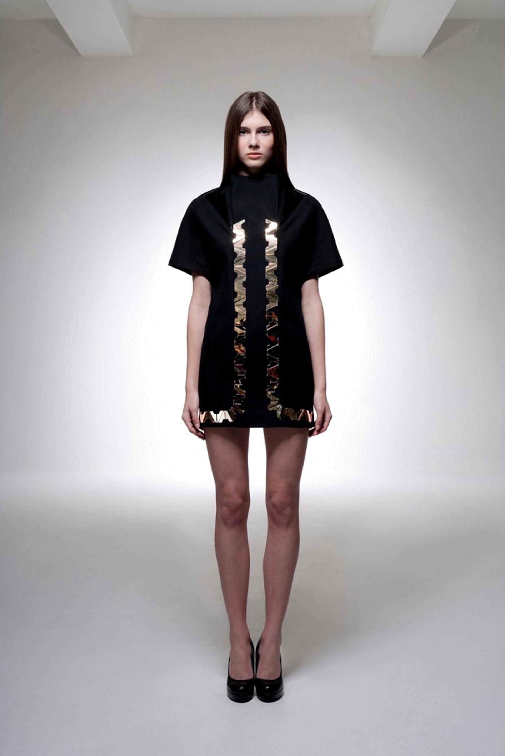 VAUXHALL FASHION SCOUT ANNOUNCES MERIT AWARD AND ONES TO WATCH WINNERS SS13