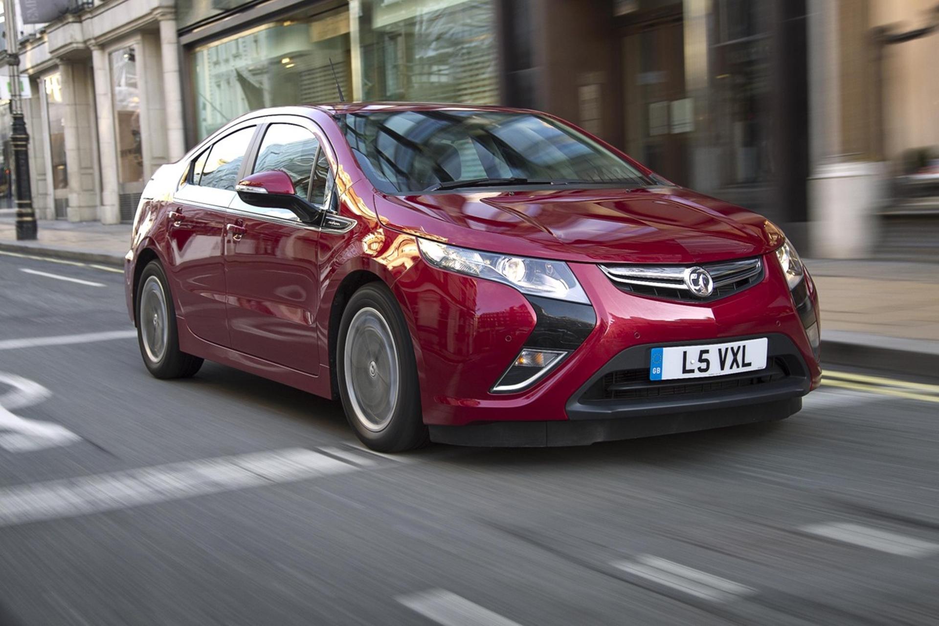 VAUXHALL DOUBLES UP AT BUSINESS CAR TECHNOLOGY AWARDS