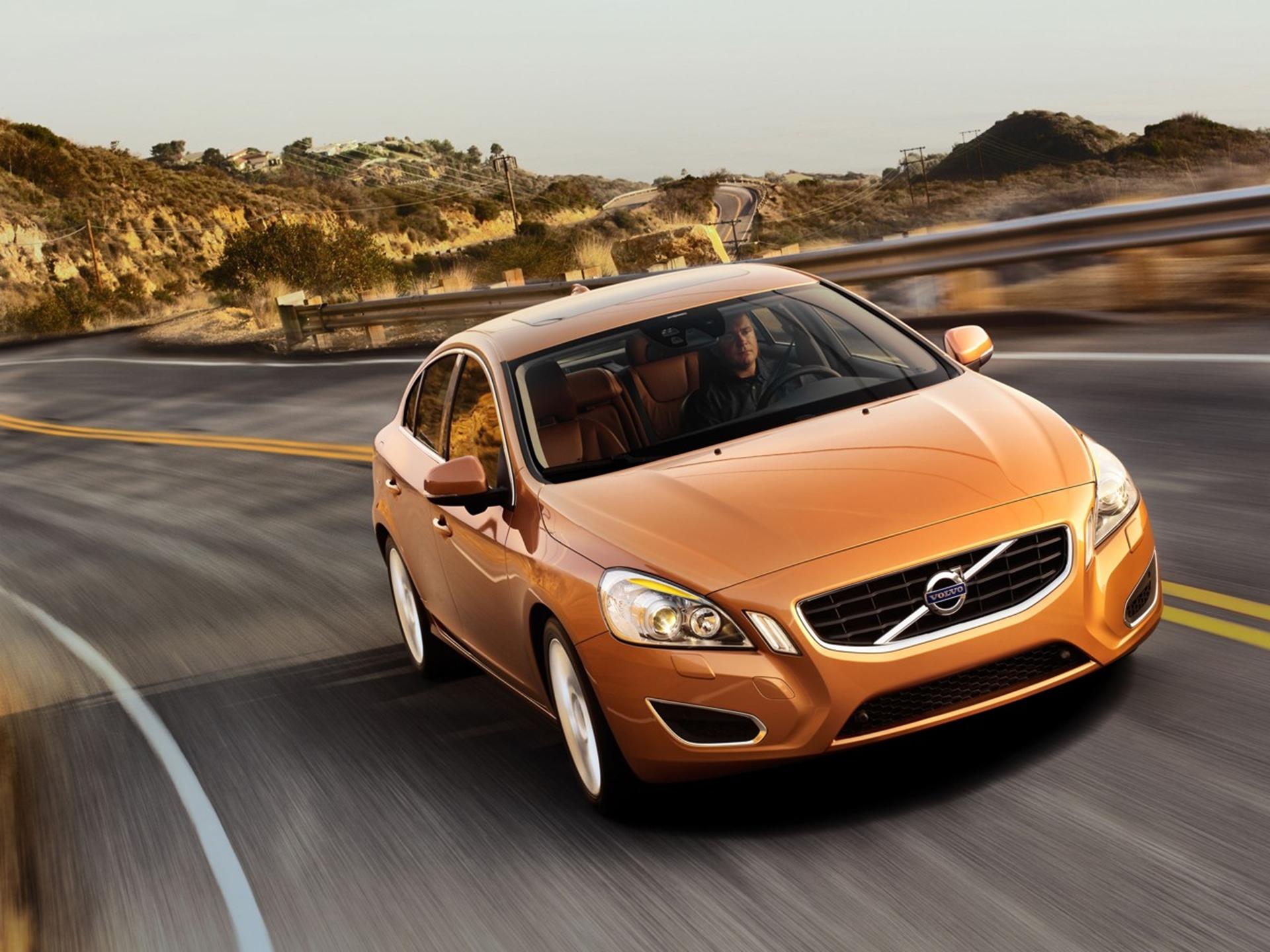 Volvo S60 earns top result in severe offset crash test