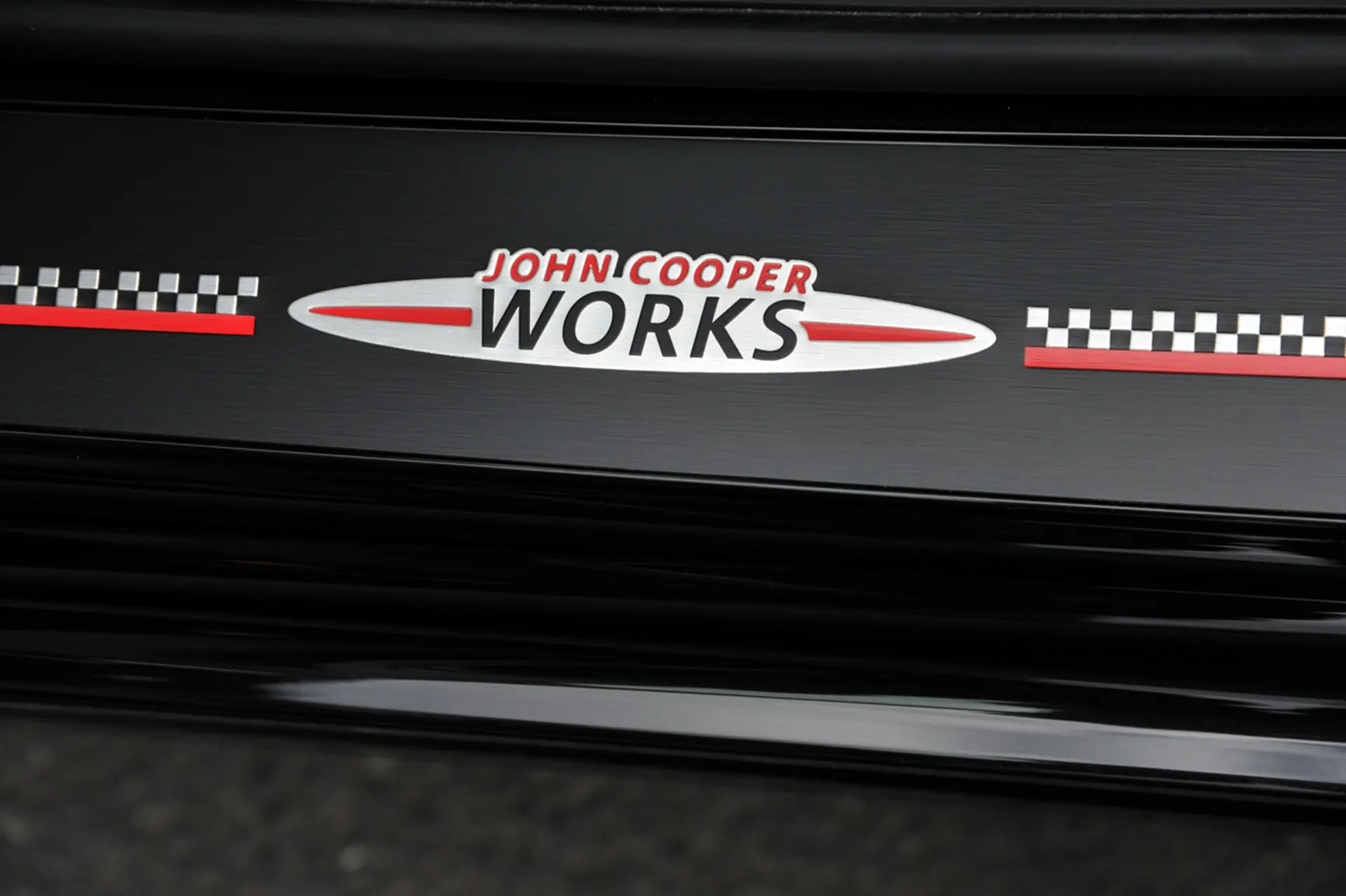 MINI Countryman Logo