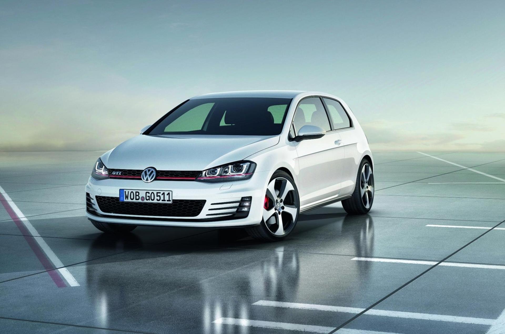NEW VOLKSWAGEN GOLF GTI CONCEPT POWERS INTO PARIS MOTOR SHOW