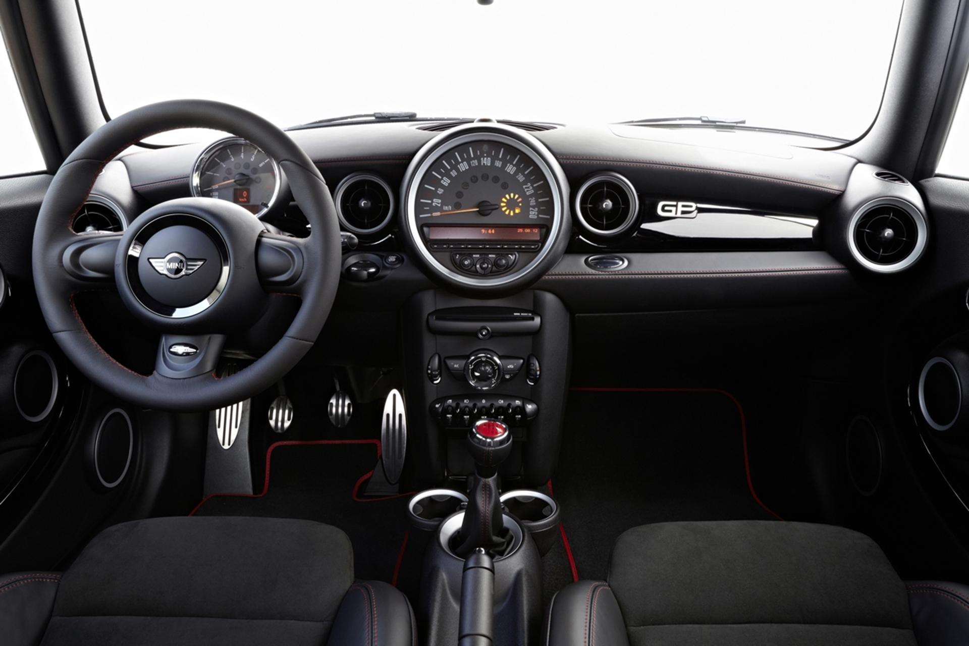 Gearing up for its world debut: The MINI John Cooper Works GP.