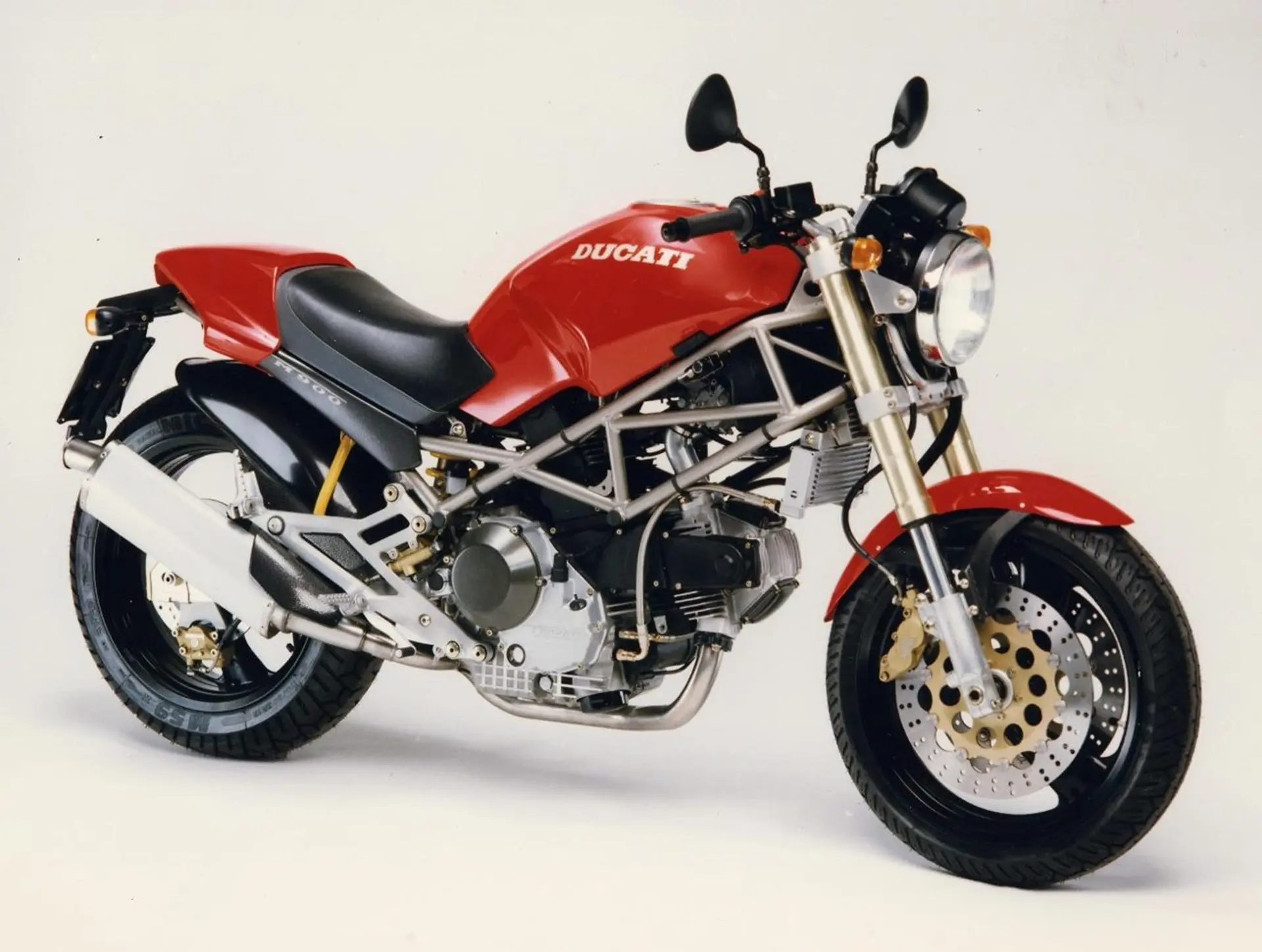 Ducati Monster 900