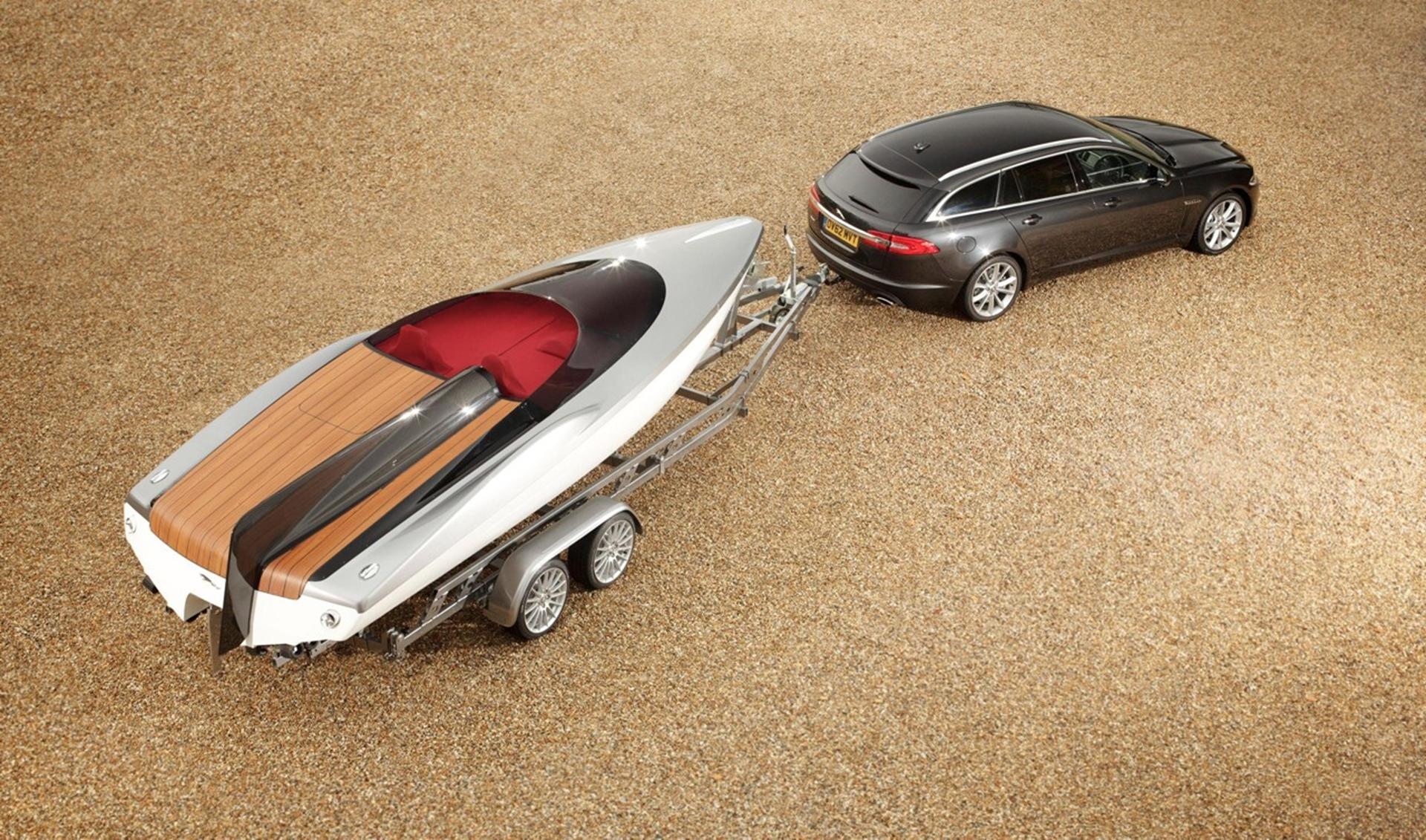 SEDUCTIVE DESIGN: CONCEPT SPEEDBOAT BY JAGUAR CARS