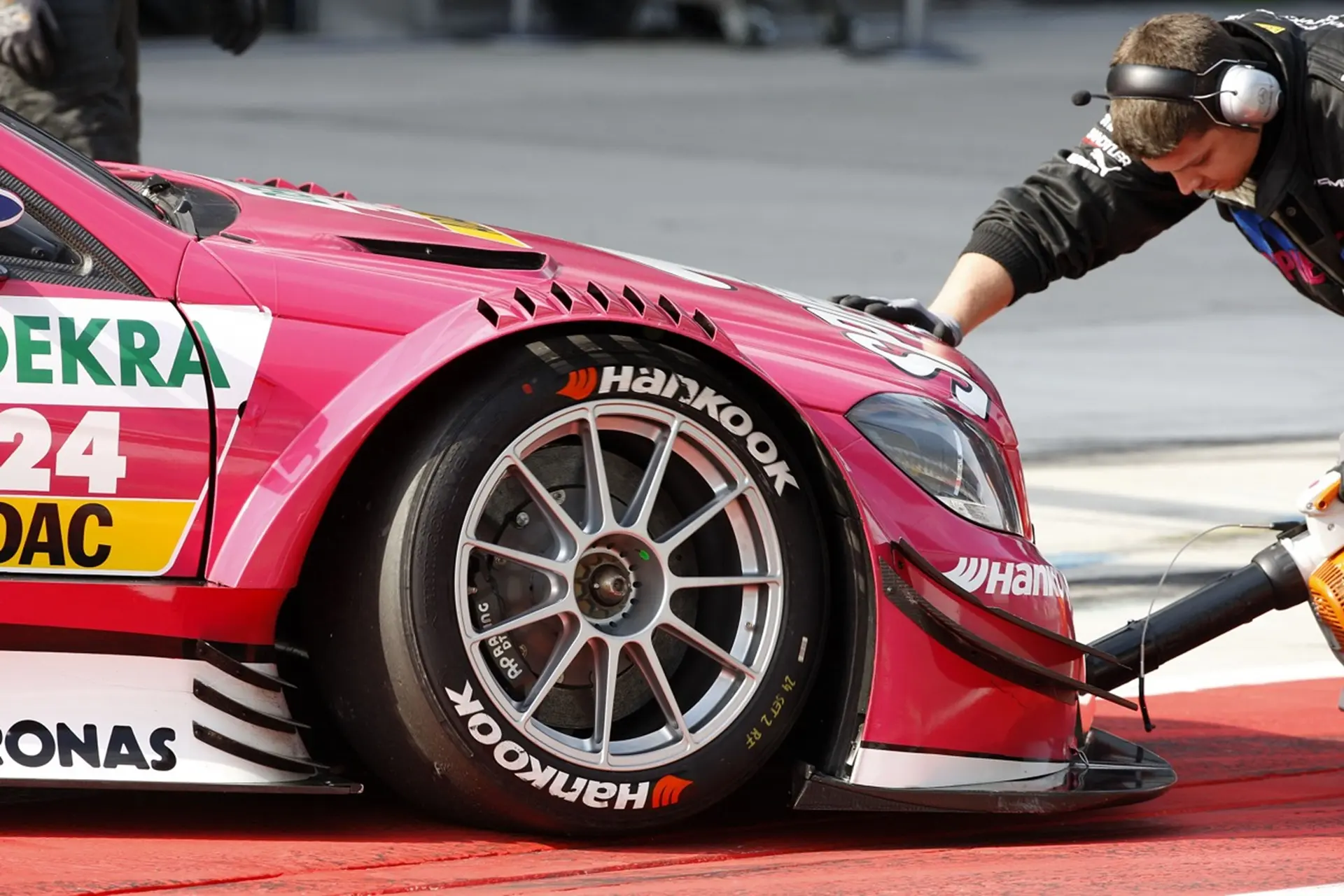 Susie Wolff Mercedes Benz