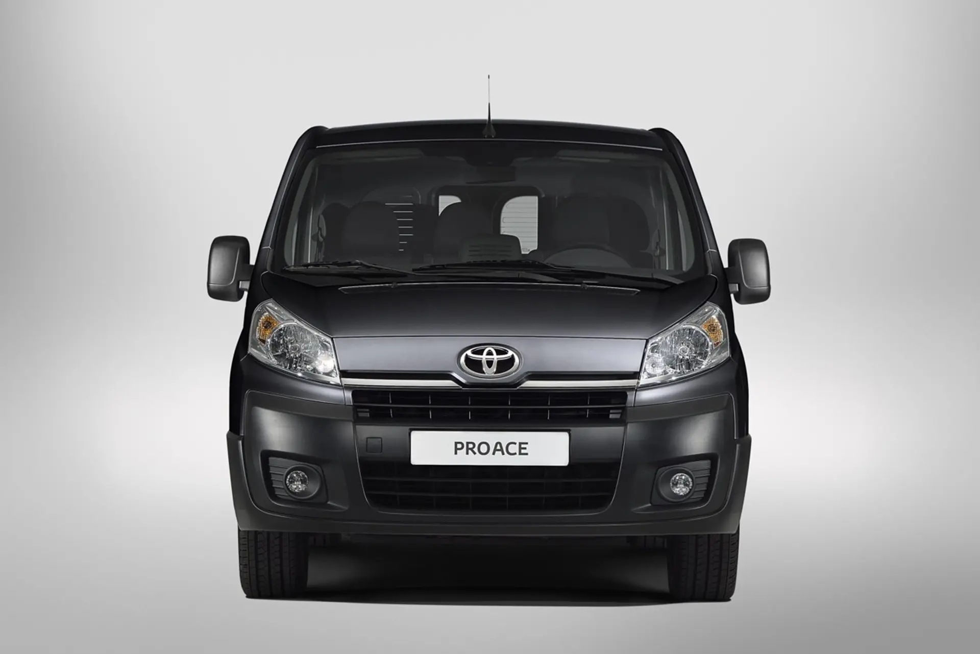 Toyota ProAce Front