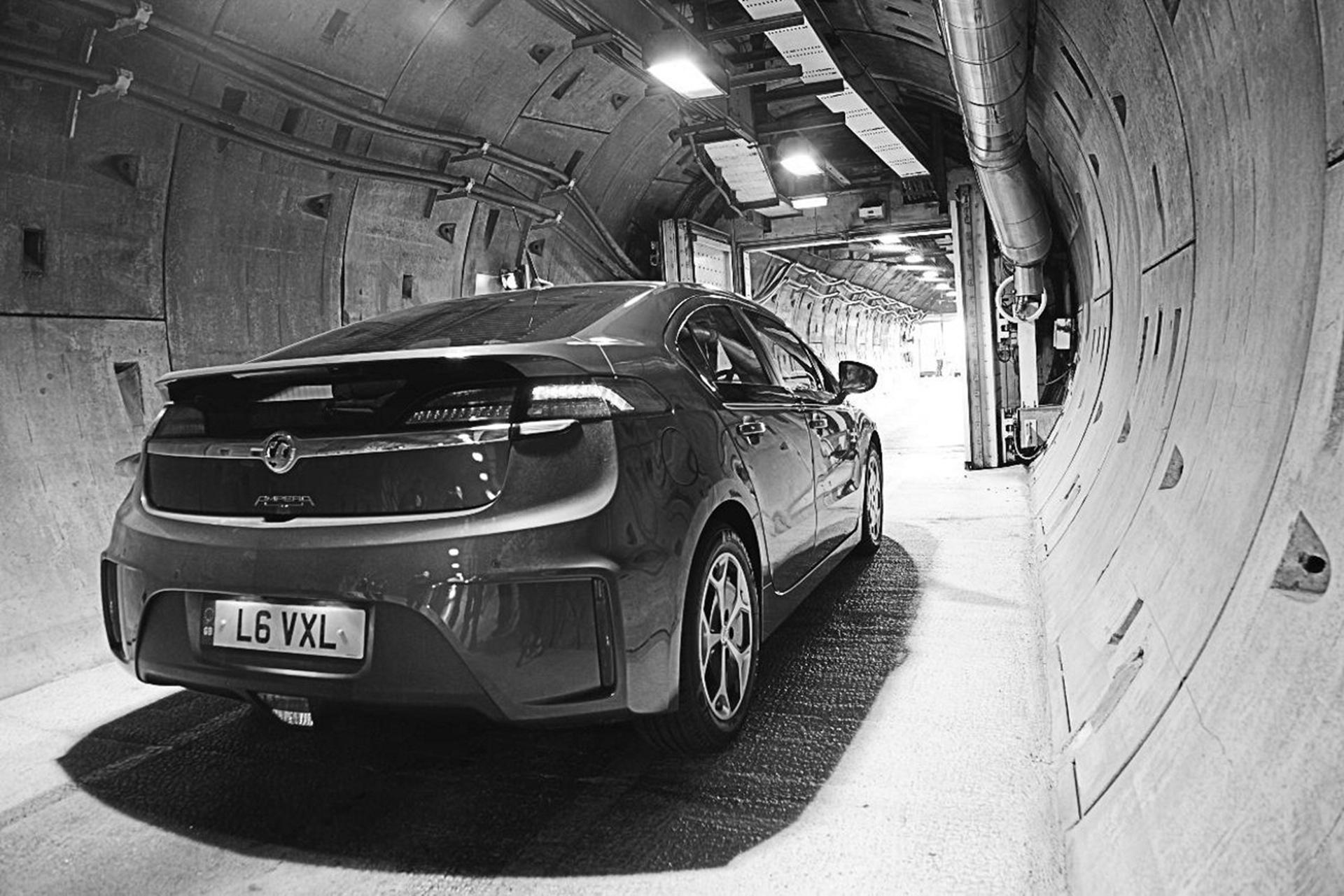 Vauxhall AMPERA SEEKS LIGHT AT END OF TUNNEL