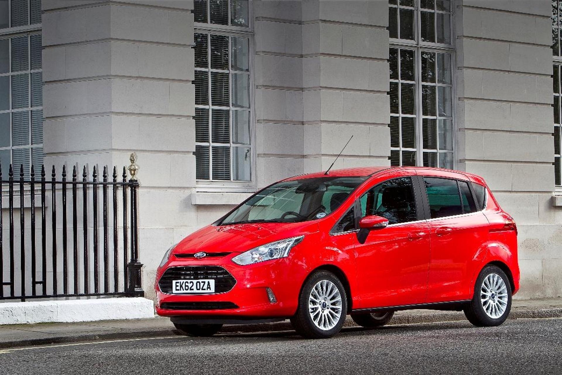 FORD B-MAX PROVES A HIT IN FIRST WEEKS ON SALE