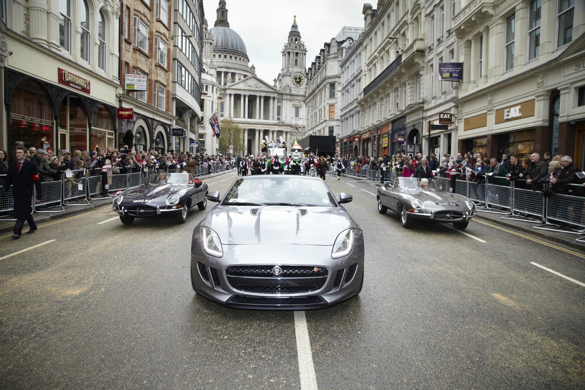 JAGUAR E-TYPE AND F-TYPE GET TOGETHER AT THE LORD MAYOR’S SHOW