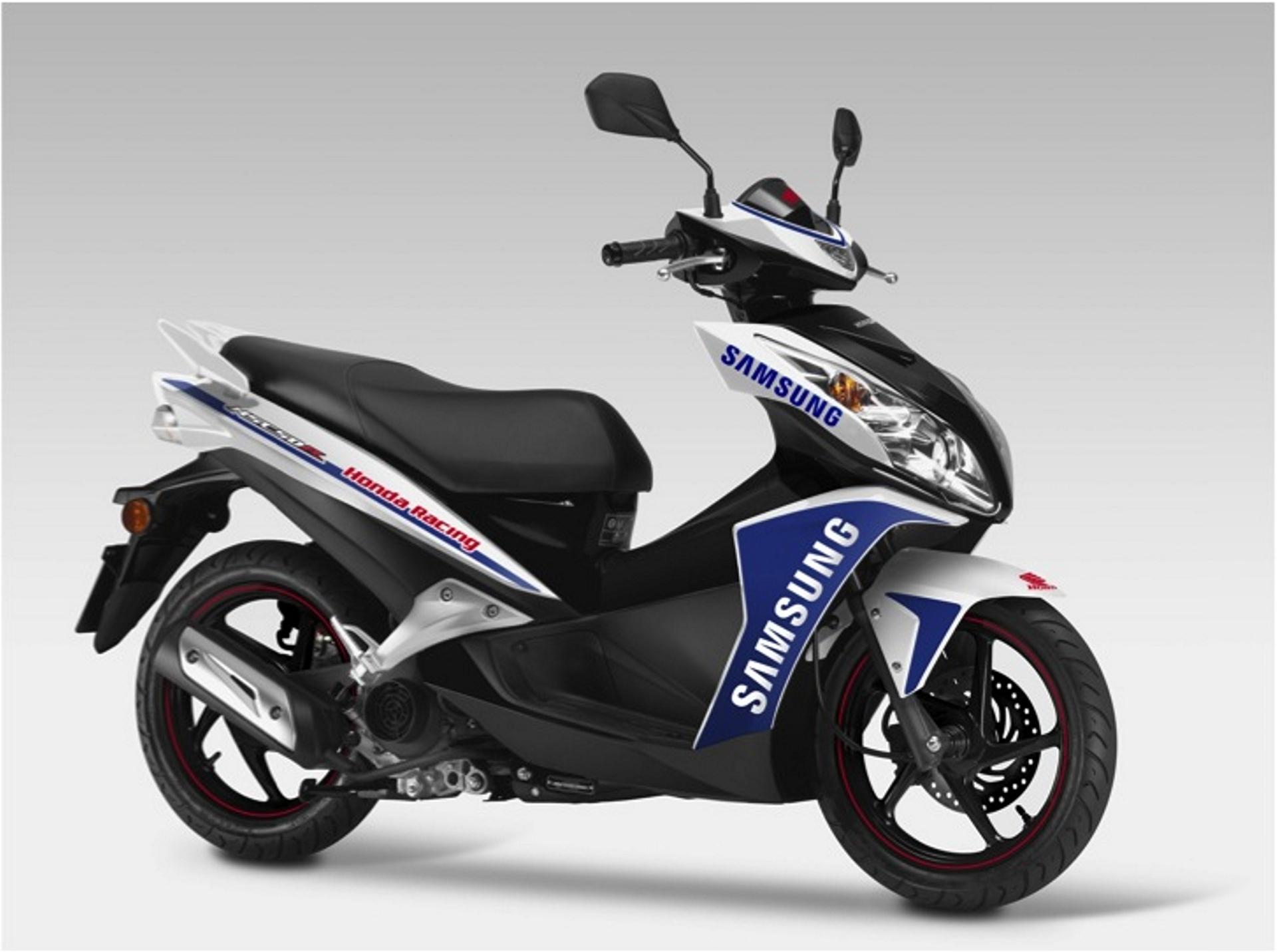 Motorcycle Live: New Special Edition Hondas Launched