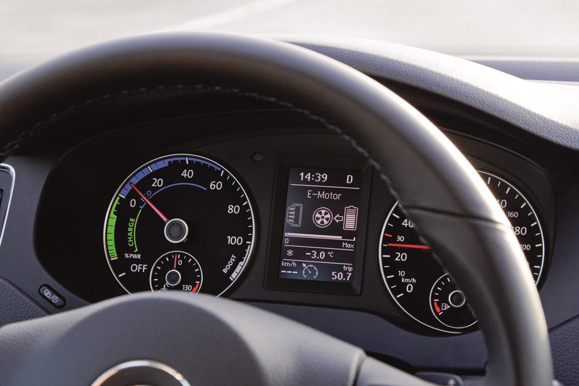 Los Angeles Motor Show 2012 – VOLKSWAGEN JETTA HYBRID