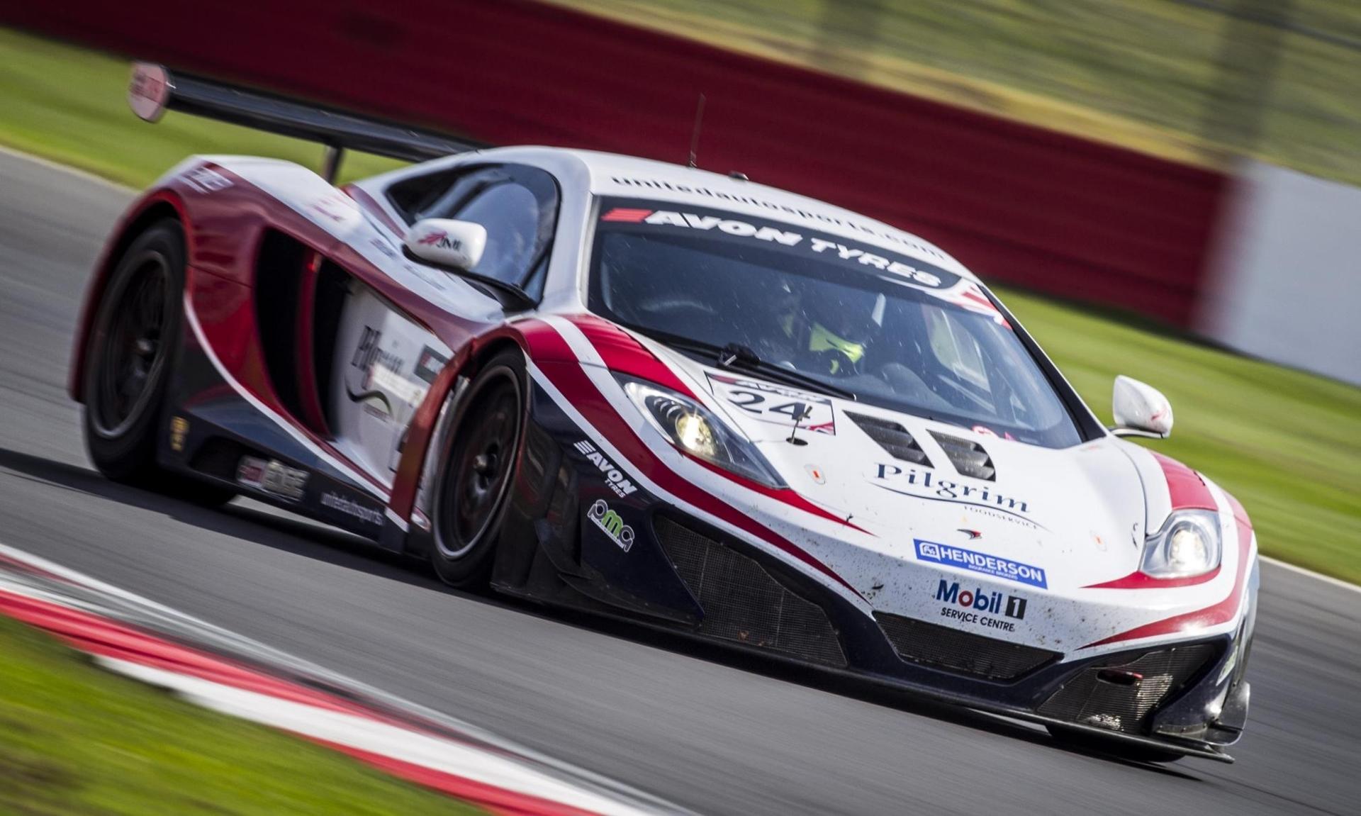 McLaren GT 12C Wraps Up