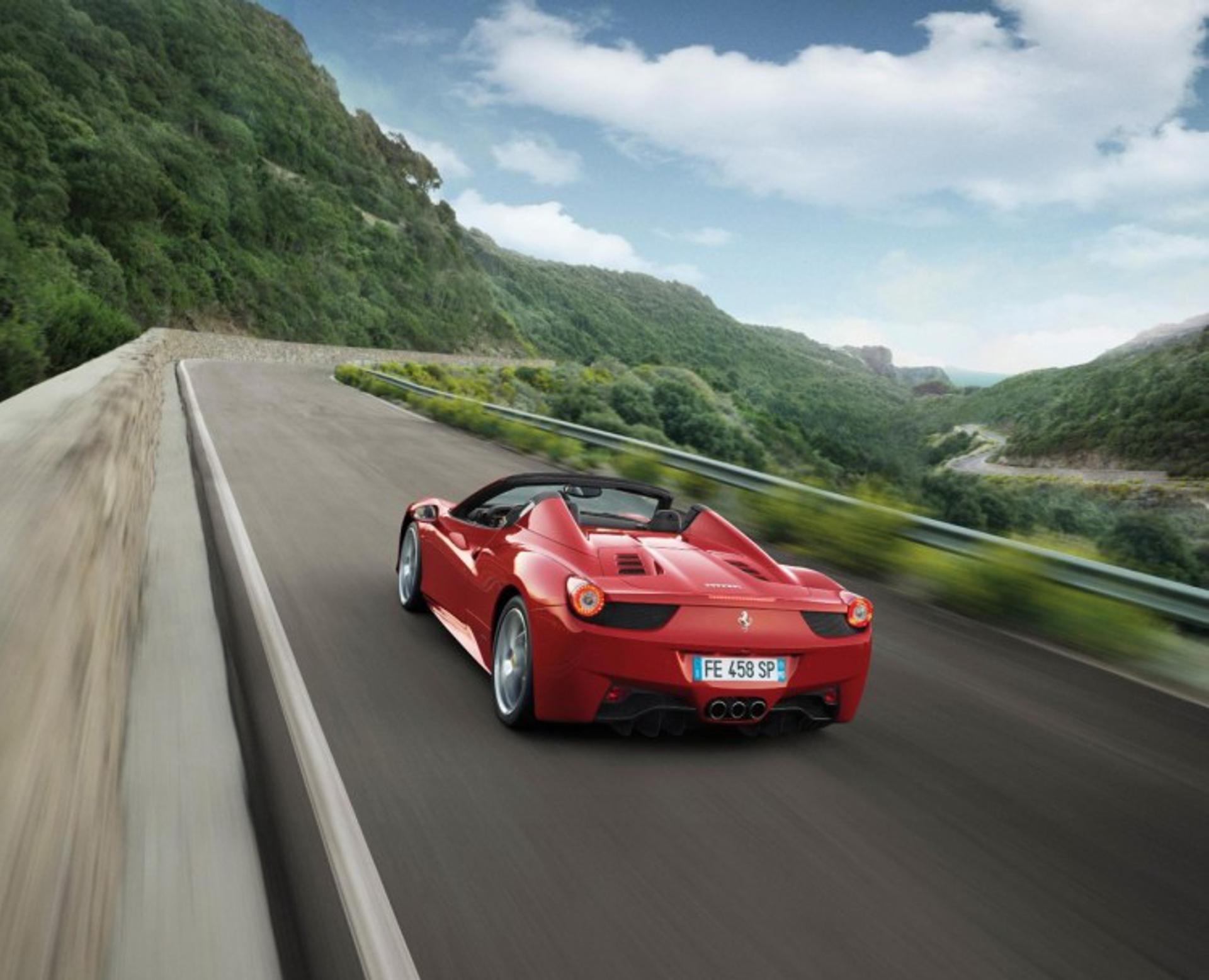 FERRARI RECEIVES BRITISH GOVERNMENT’S INNOVATION IN ENGINEERING AWARD