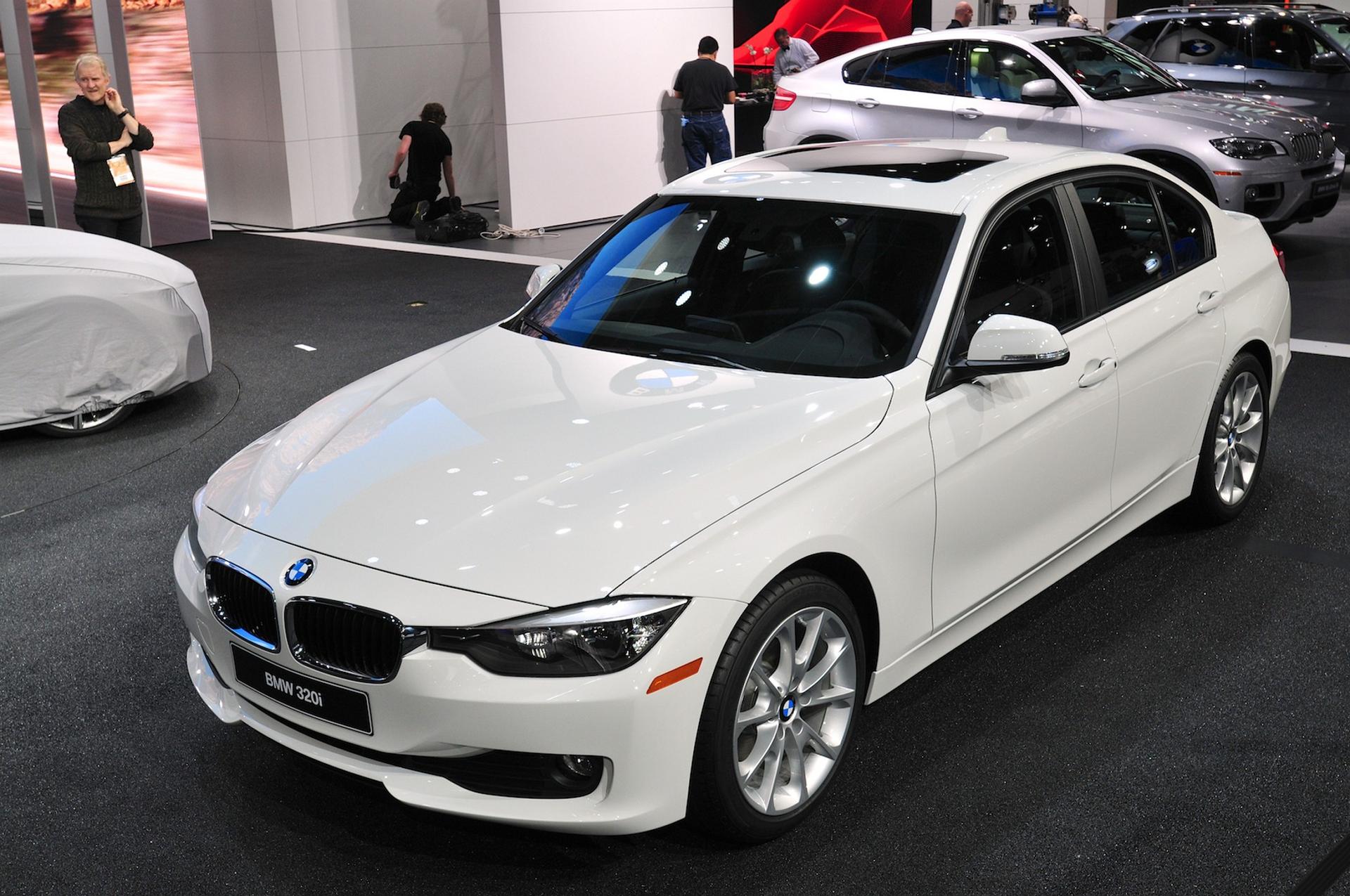 Detroit Auto Show 2013 – The New BMW 320i Sedan