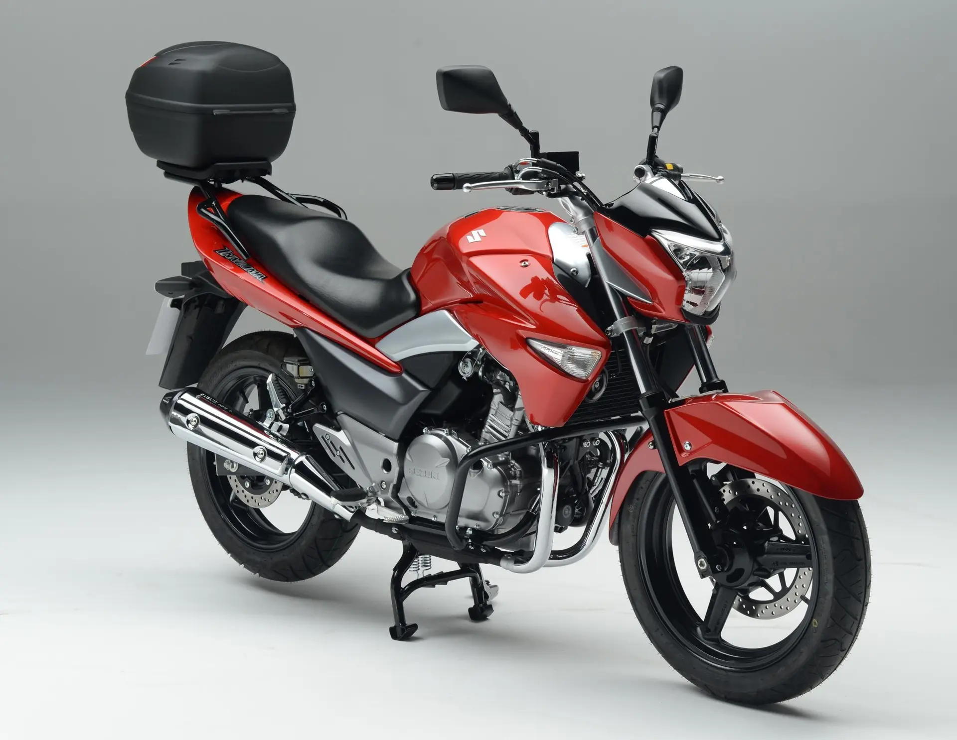 Suzuki Inazuma 250