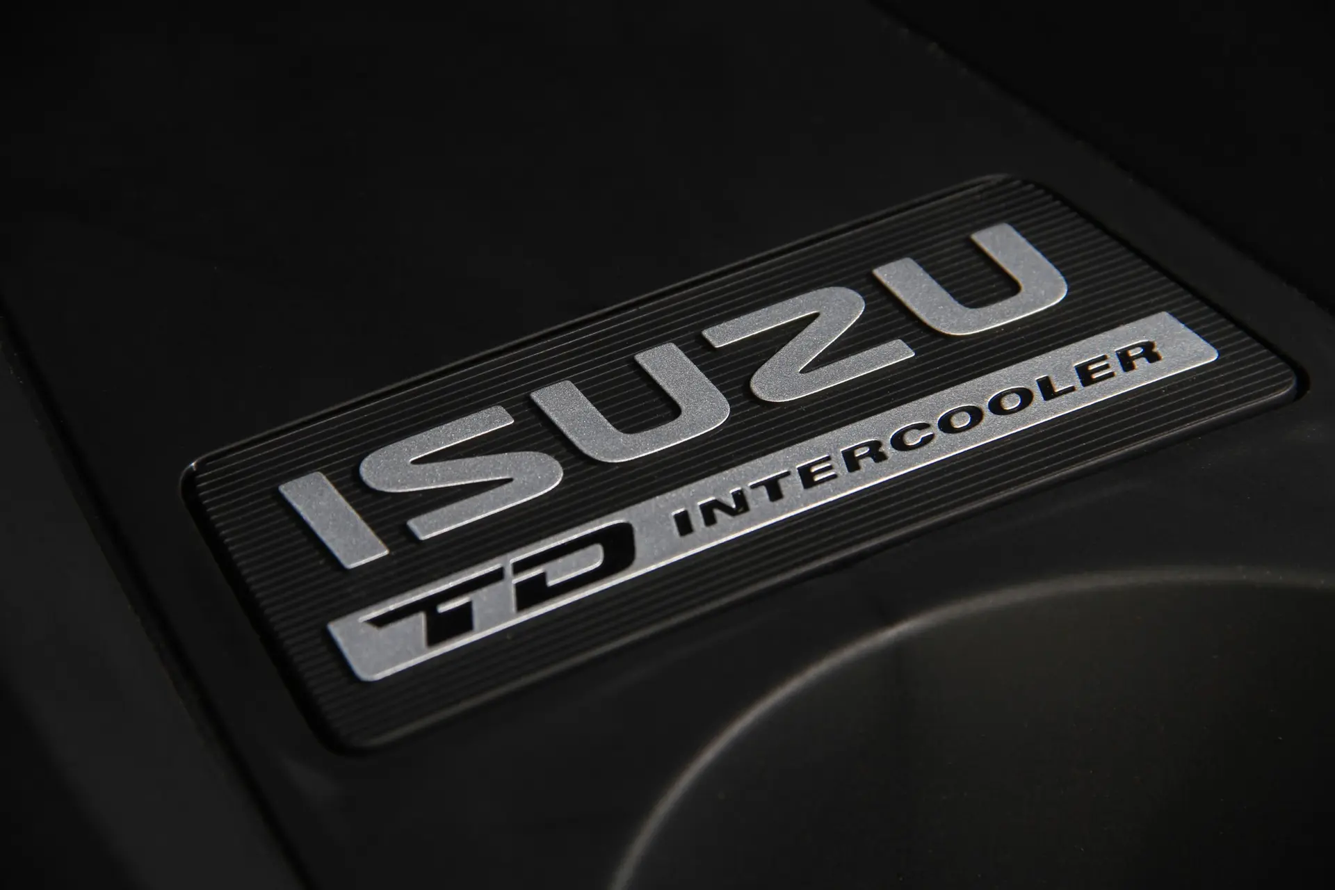 Isuzu Engines