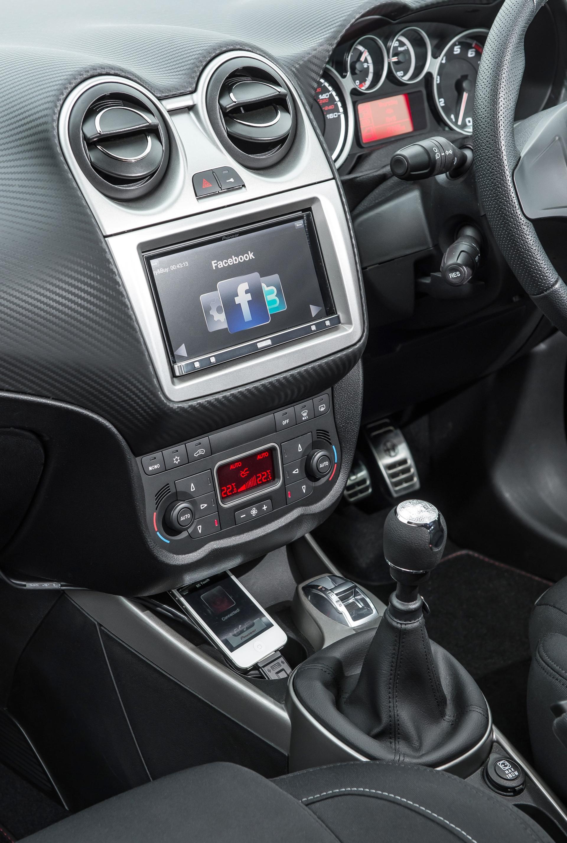 ALFA ROMEO STRIKES A CHORD WITH NEW LIMITED EDITION ALFA MiTo LIVE