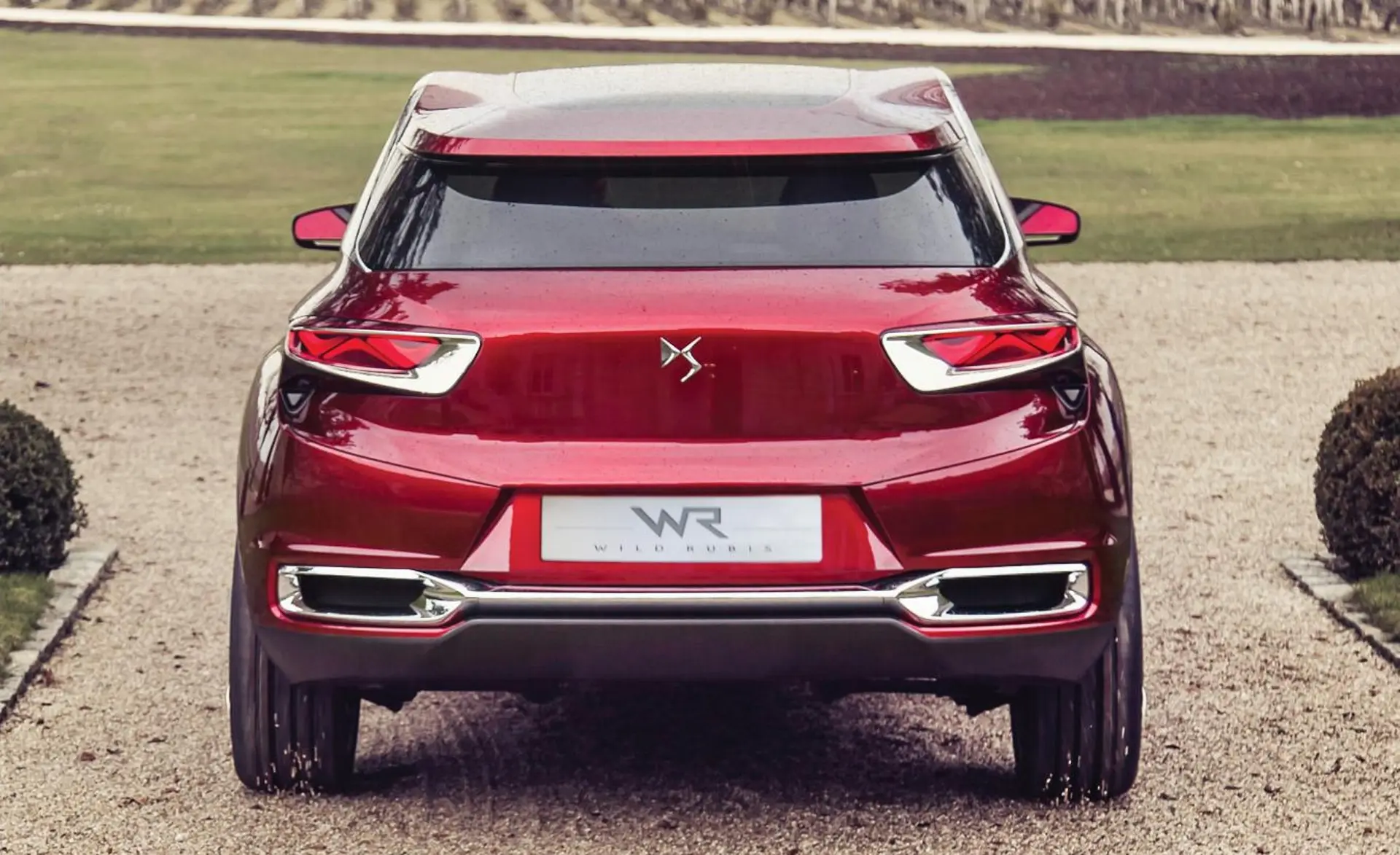 Citroen concept wild rubis