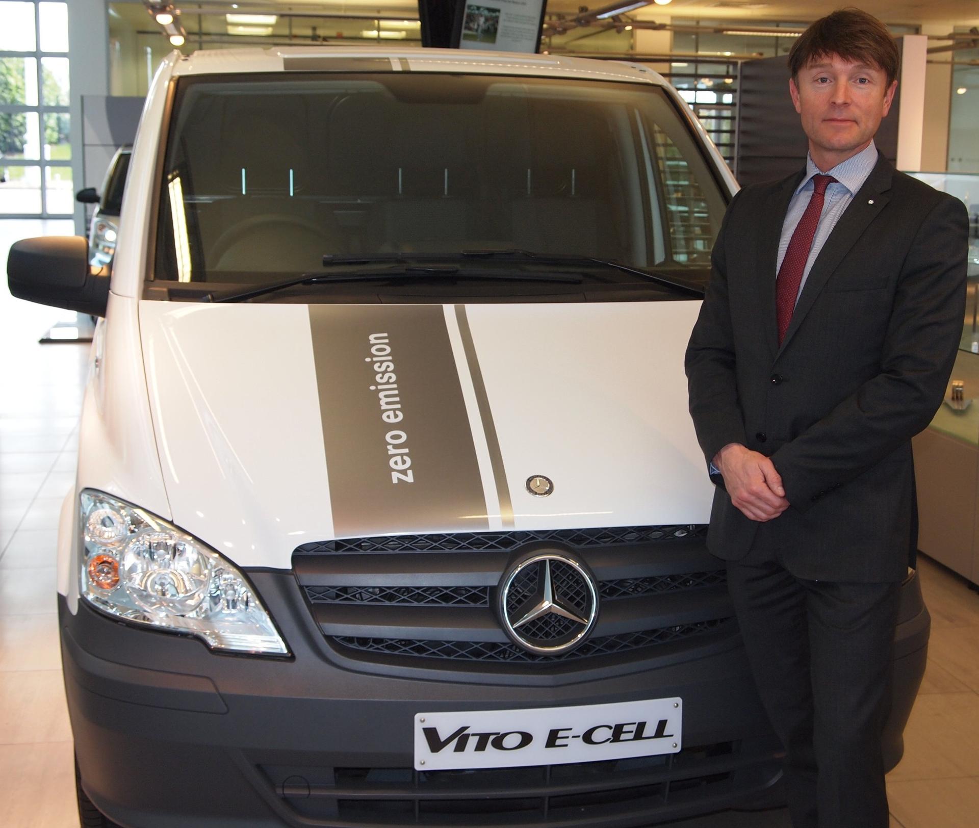 Mark Hamilton – Mercedes-Benz Commercial Vehicles has a new member