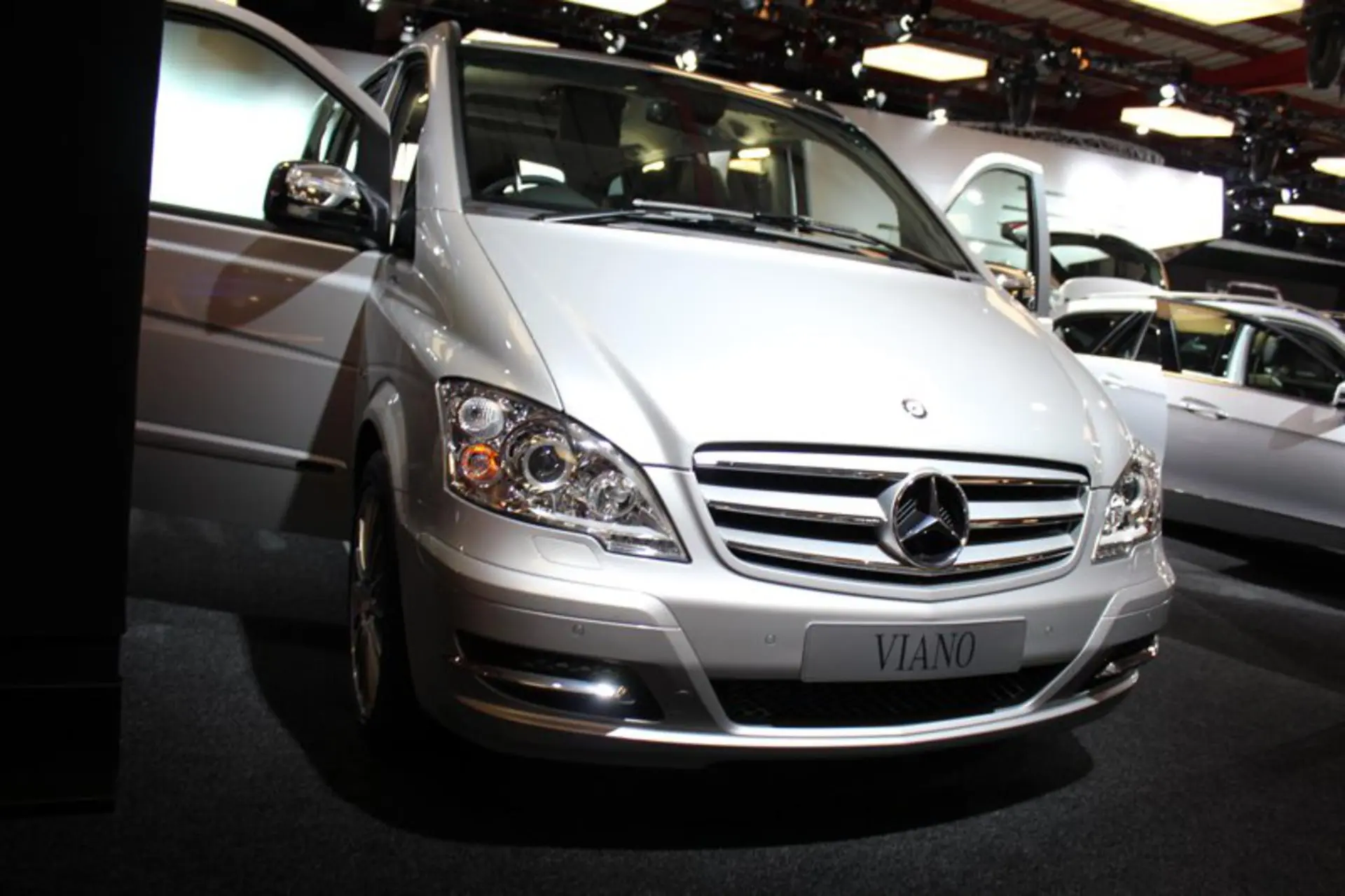 Mercedes benz johannesburg motor show 05