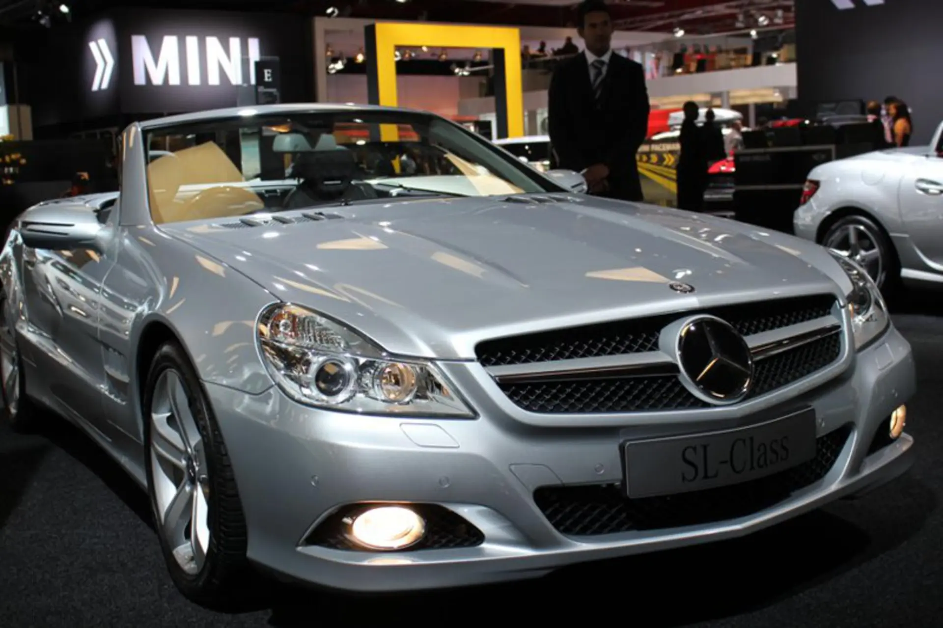 Mercedes benz johannesburg motor show 24