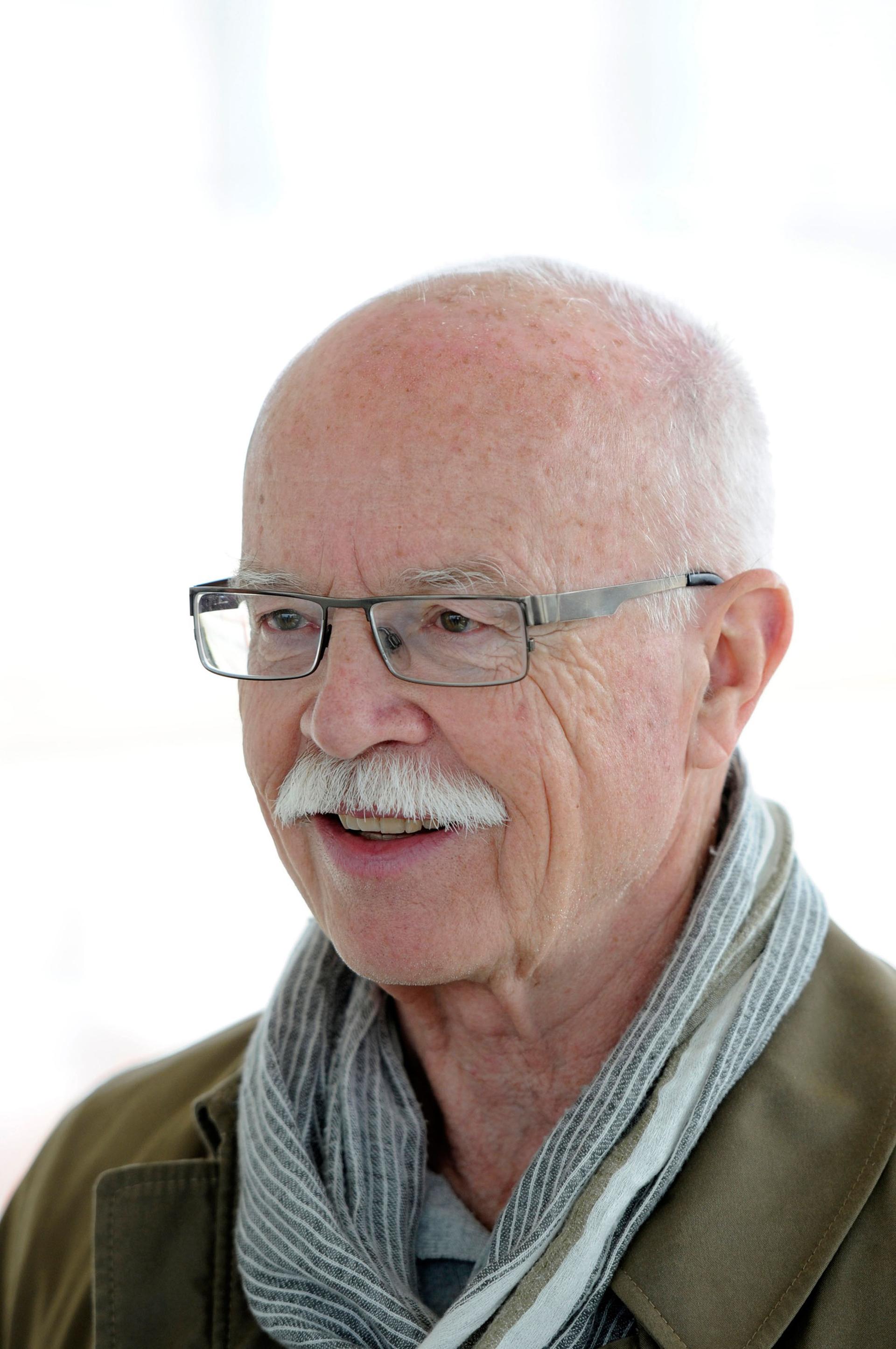 Frank Knothe Pioneer in Mercedes-Benz S-Class Vehicle Safety