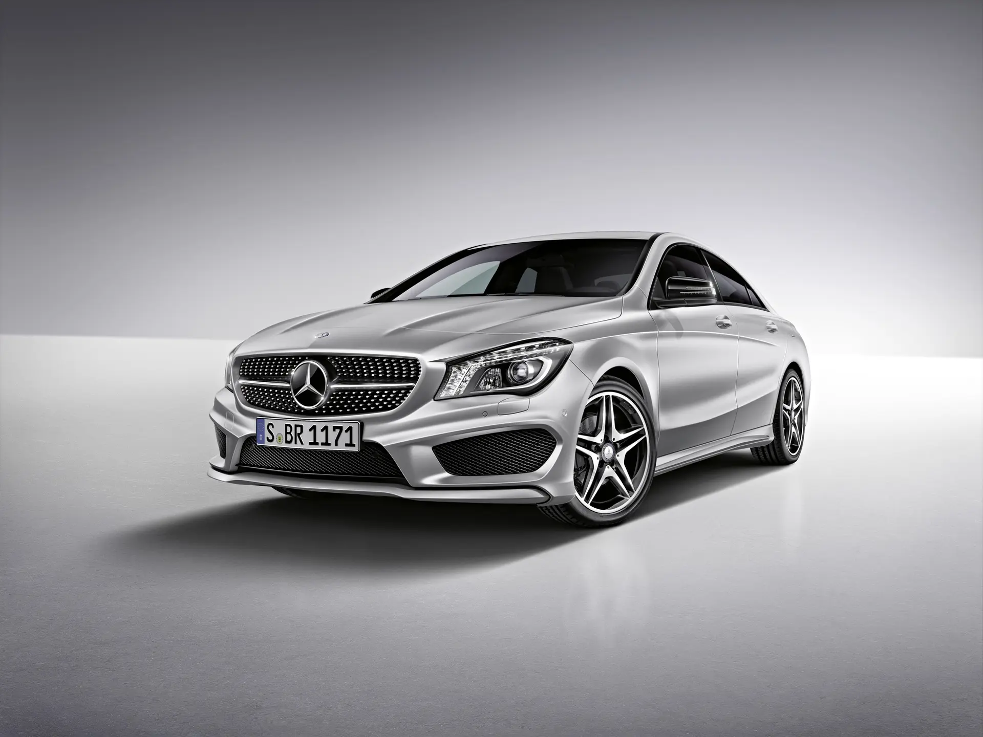 Mercedes-Benz CLA Accessories