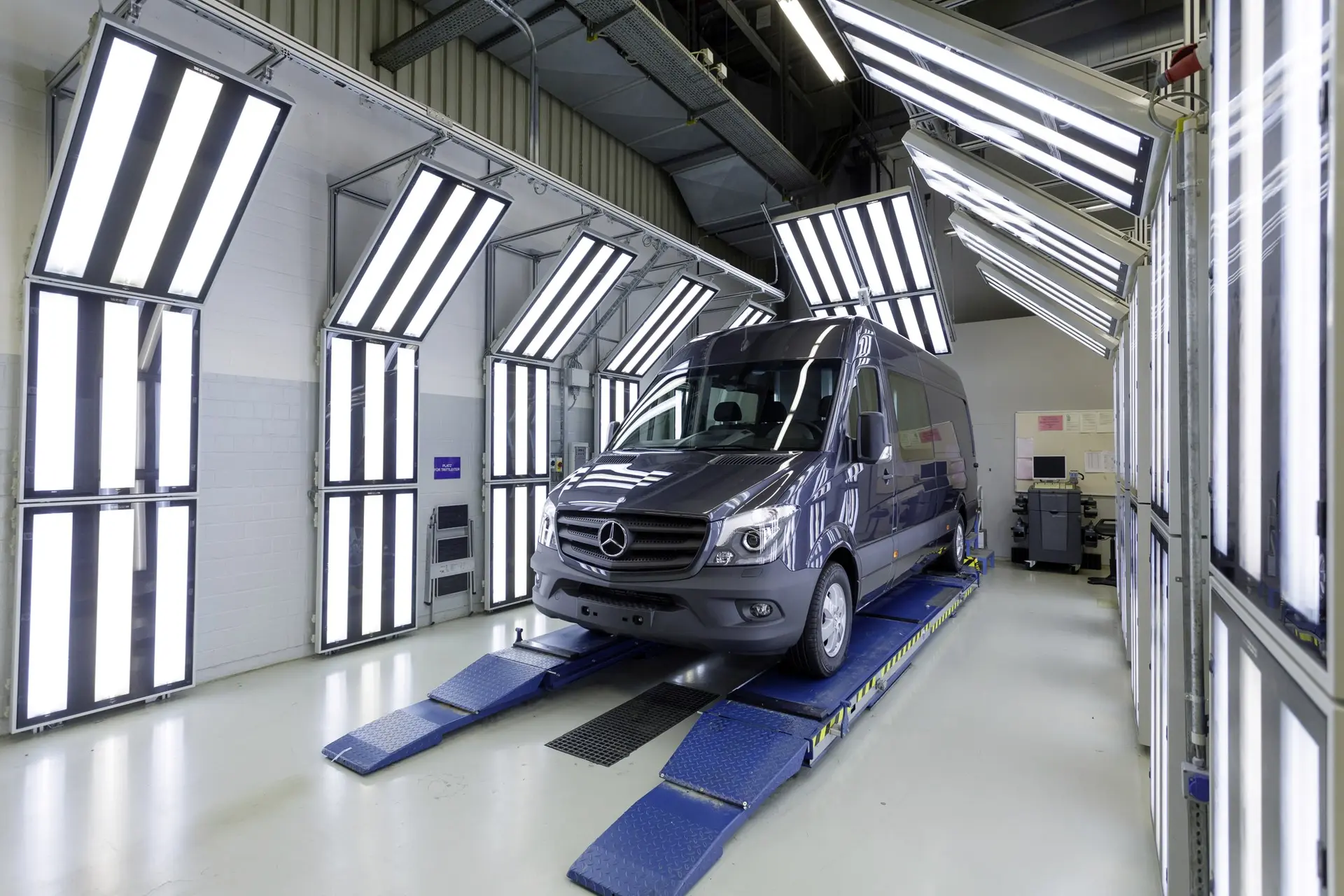 Mercedes Benz Sprinter Manufacturing