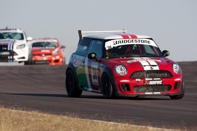 Major day for Mini at Zwartkops Raceway