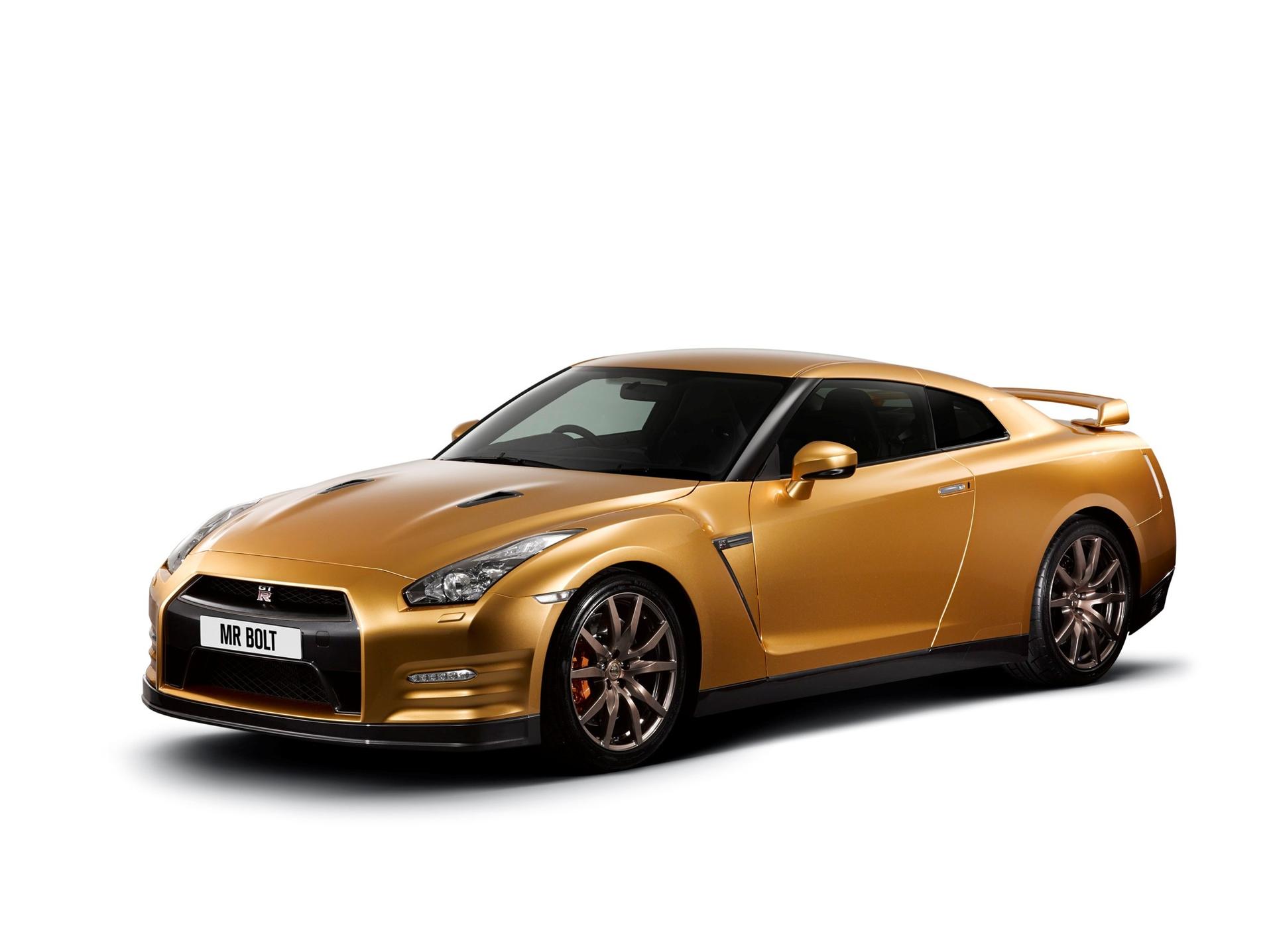 USAIN BOLT GOLDEN AGAIN WITH UNIQUE NISSAN GT-R