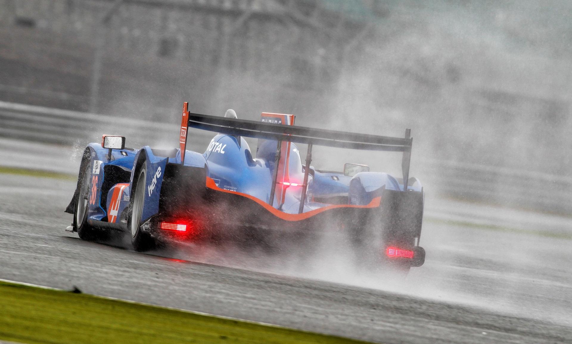 Alpine A450 target the podium at Imola