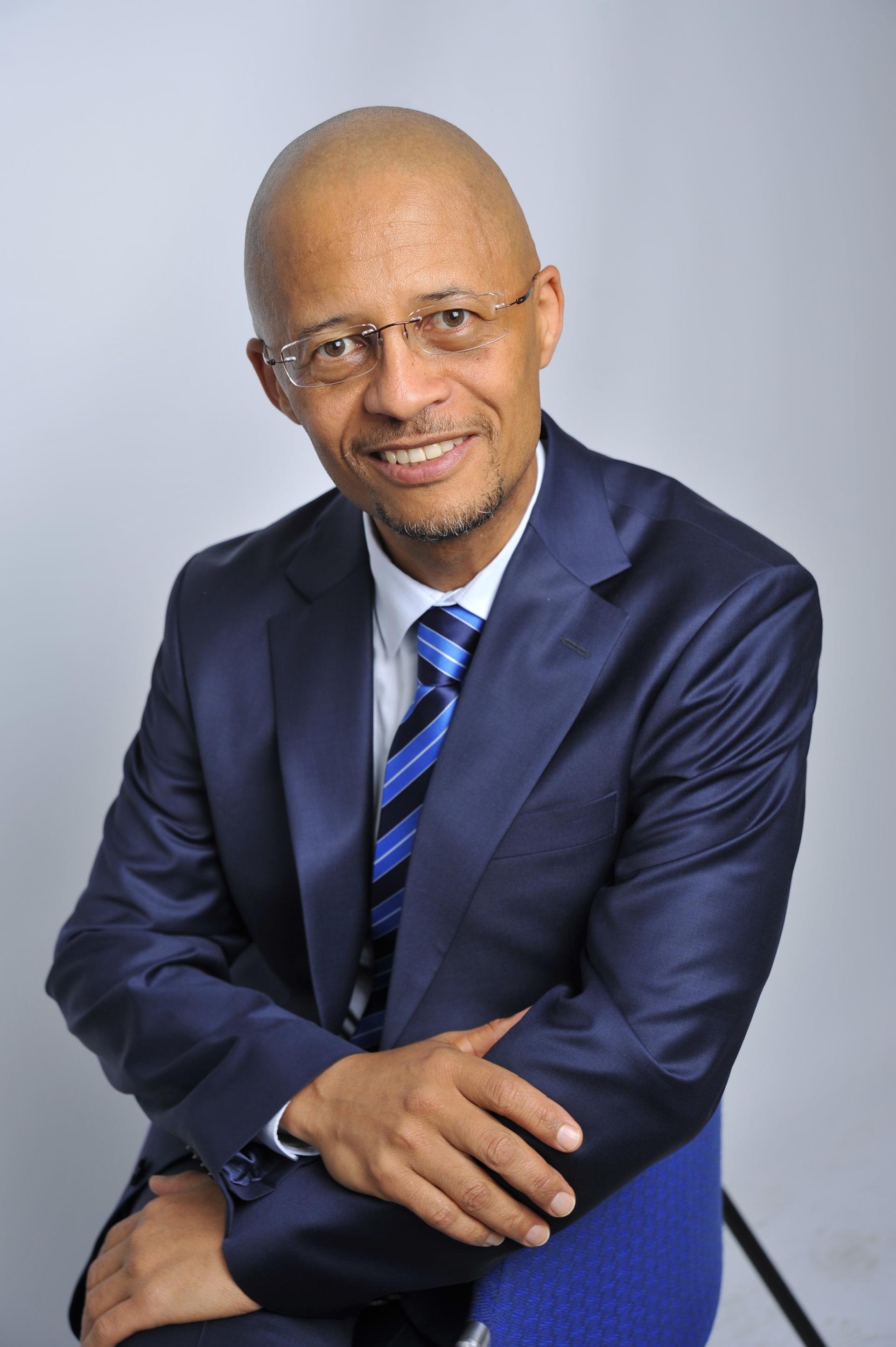 Standard Bank NAAMSA Car Sales Report April 2013 South Africa