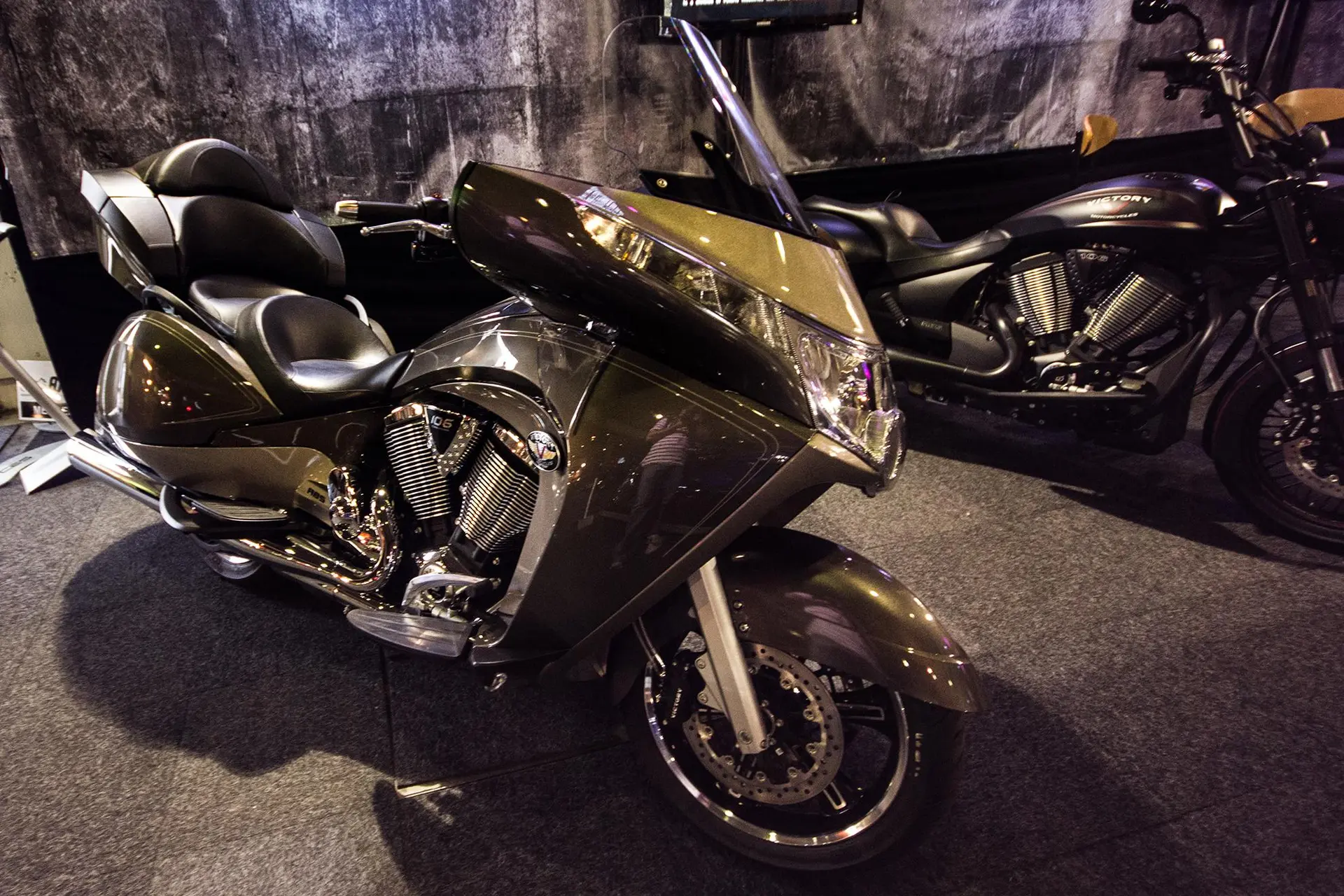 Victory johannesburg motorcycle show 2012 04