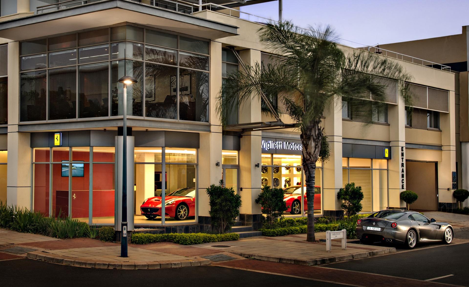 Ferrari South Africa – Viglietti Motors Durban delivers first F12 in KZN