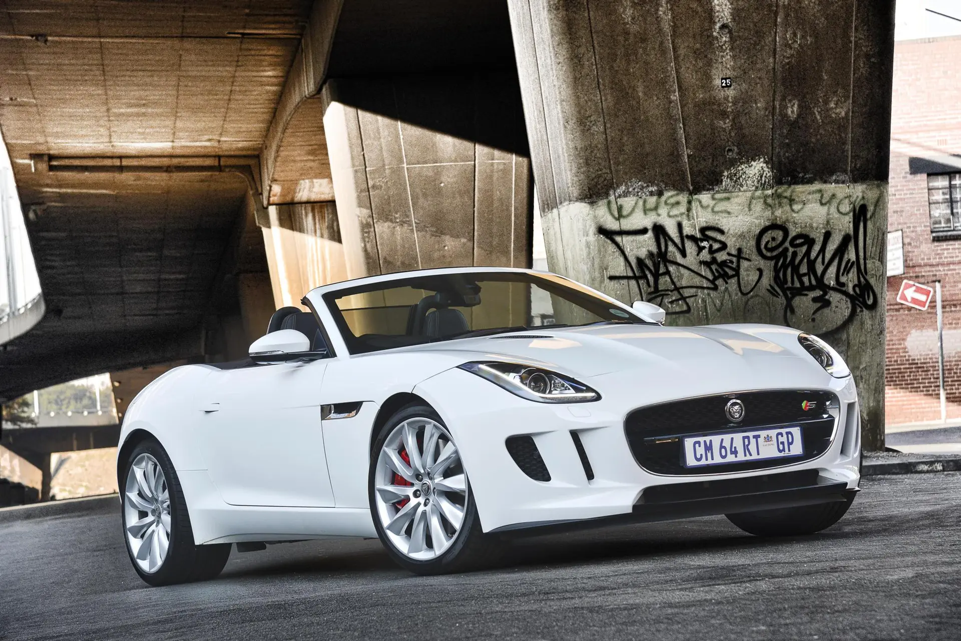 Jaguar f type 07