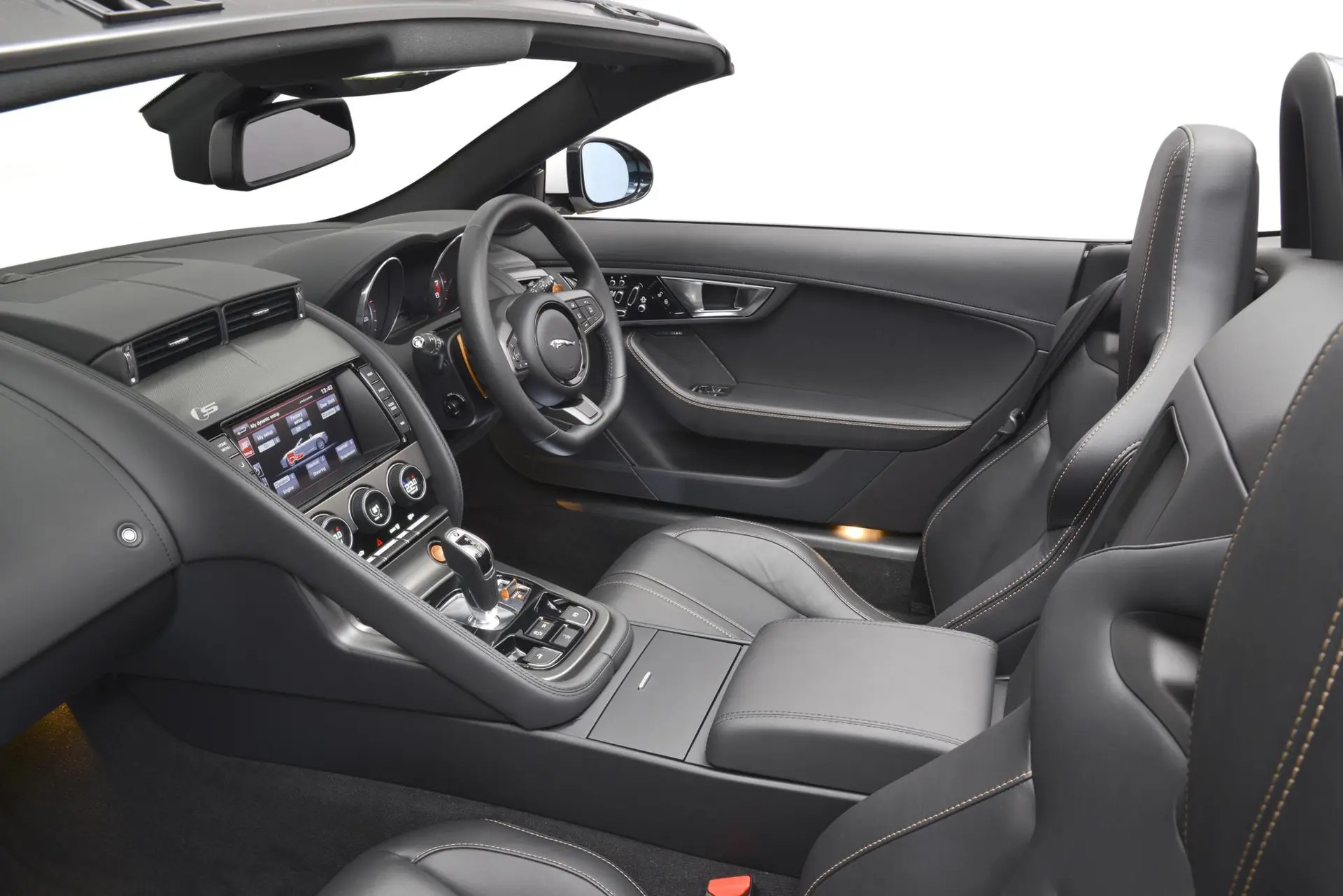 Jaguar f type 132