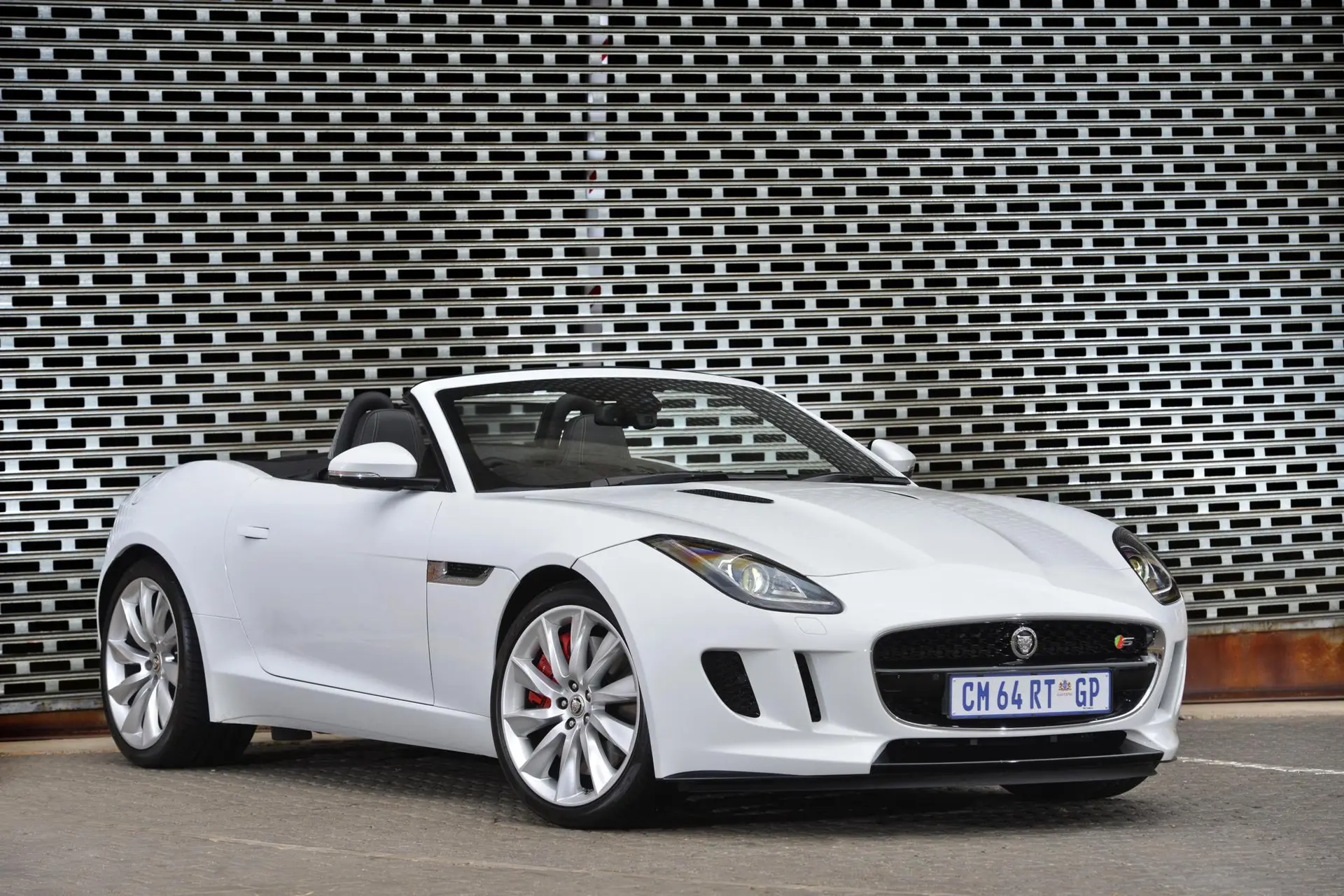 Jaguar f type 16